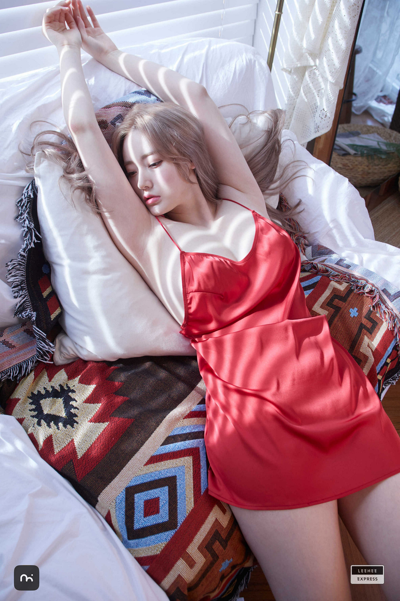 Jeong-Ah 정아, LEEHEE EXPRESS LEDG-246 .