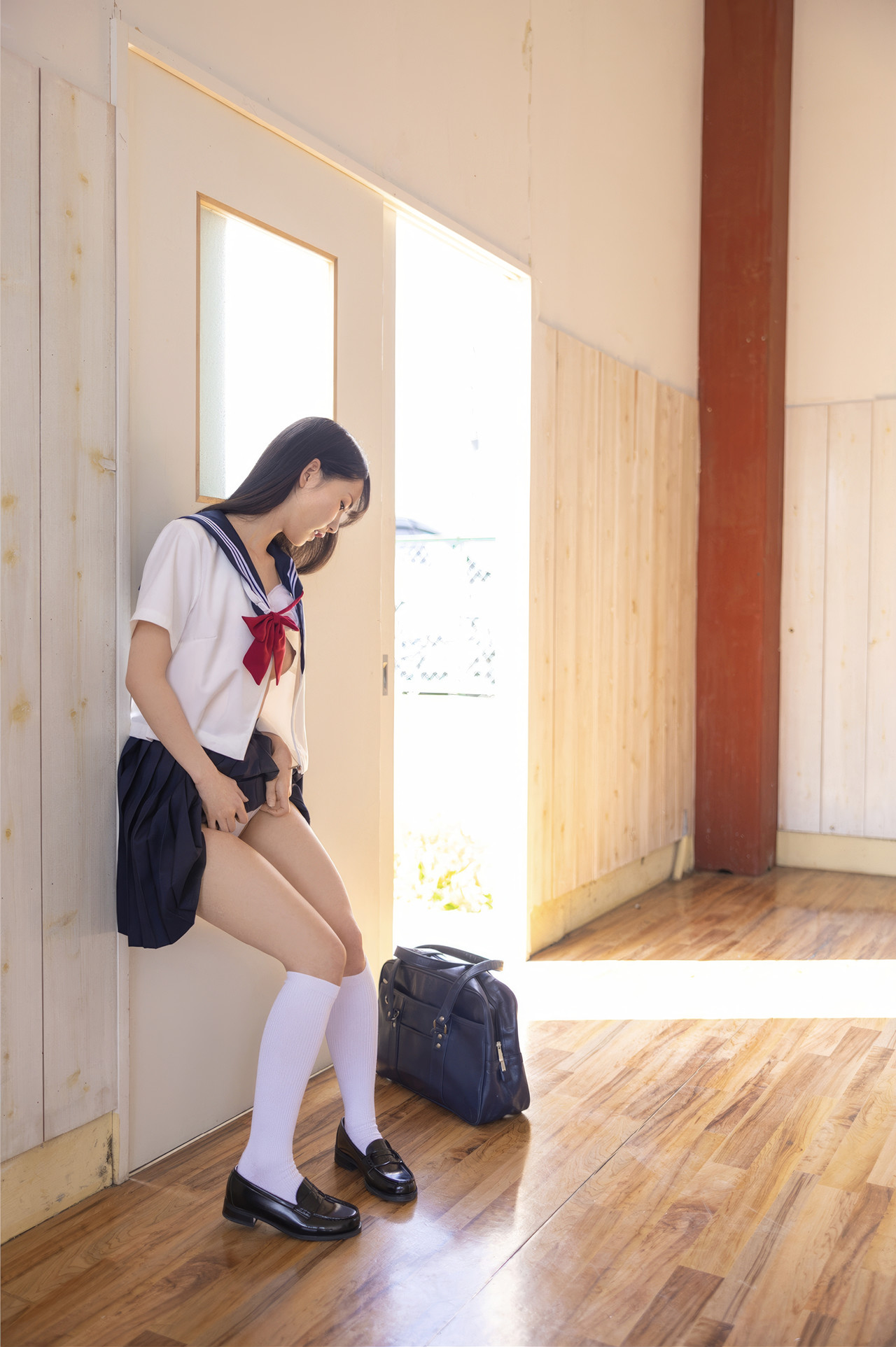 Meguri Minoshima 美ノ嶋めぐり, グラビア写真集 「青春#アオハル」 Set.01