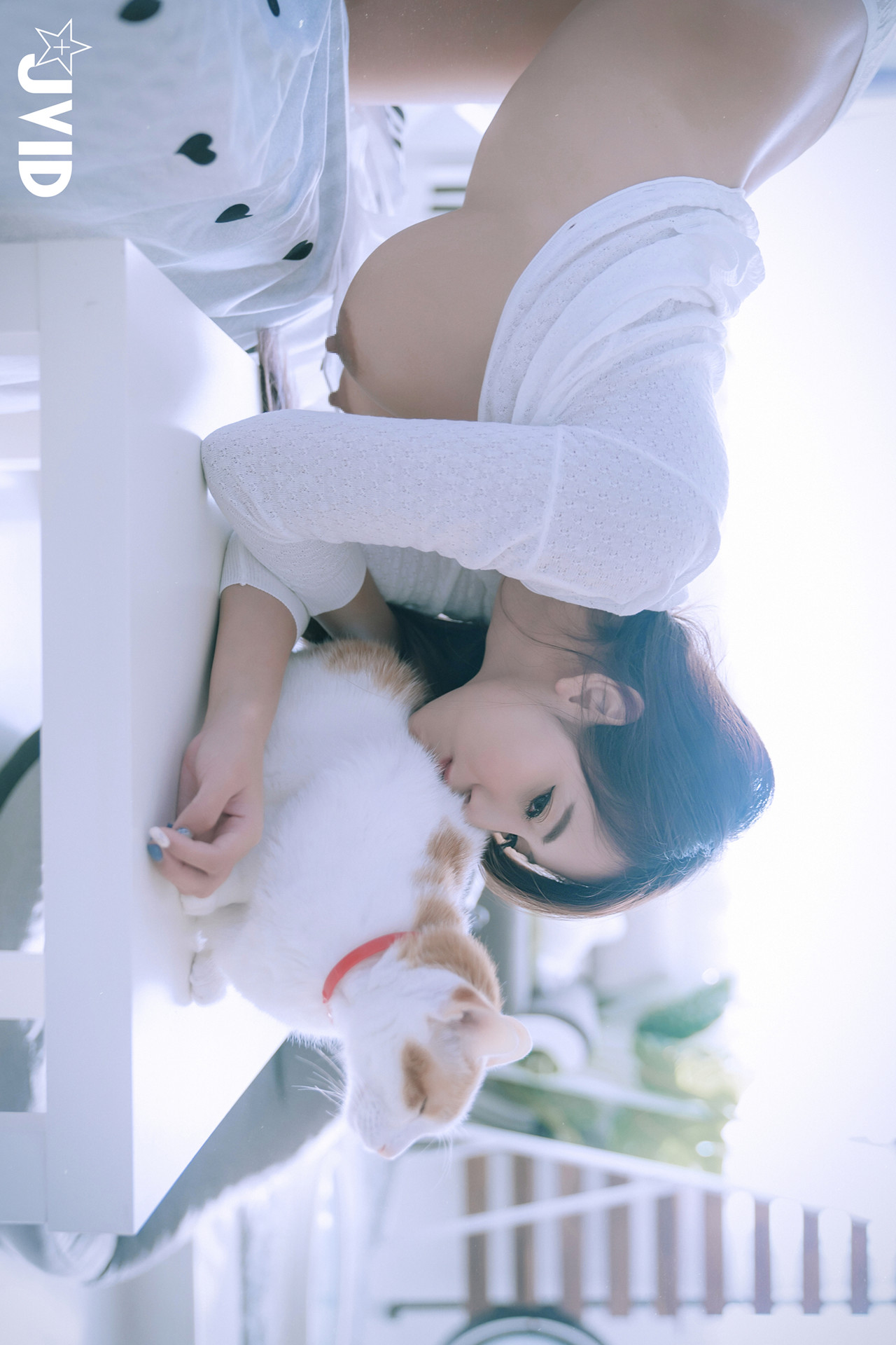 JVID Lele 樂樂 美巨乳樂樂最新力作,性感晨光,等你一起來滾床 Set.01