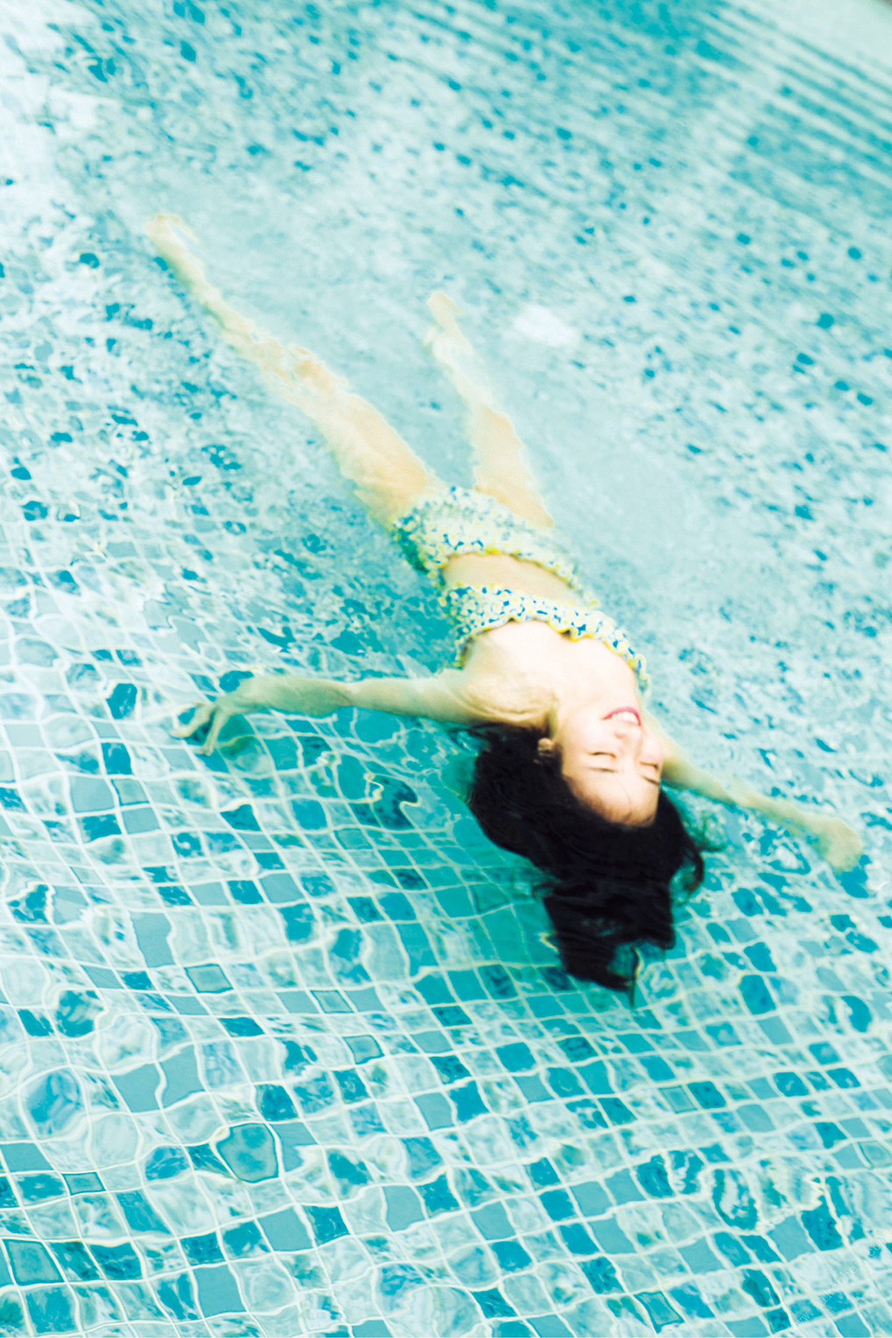 Mayuu Yokota 横田真悠, 写真集 「ないしょの＃まゆうだけ」 Set.01