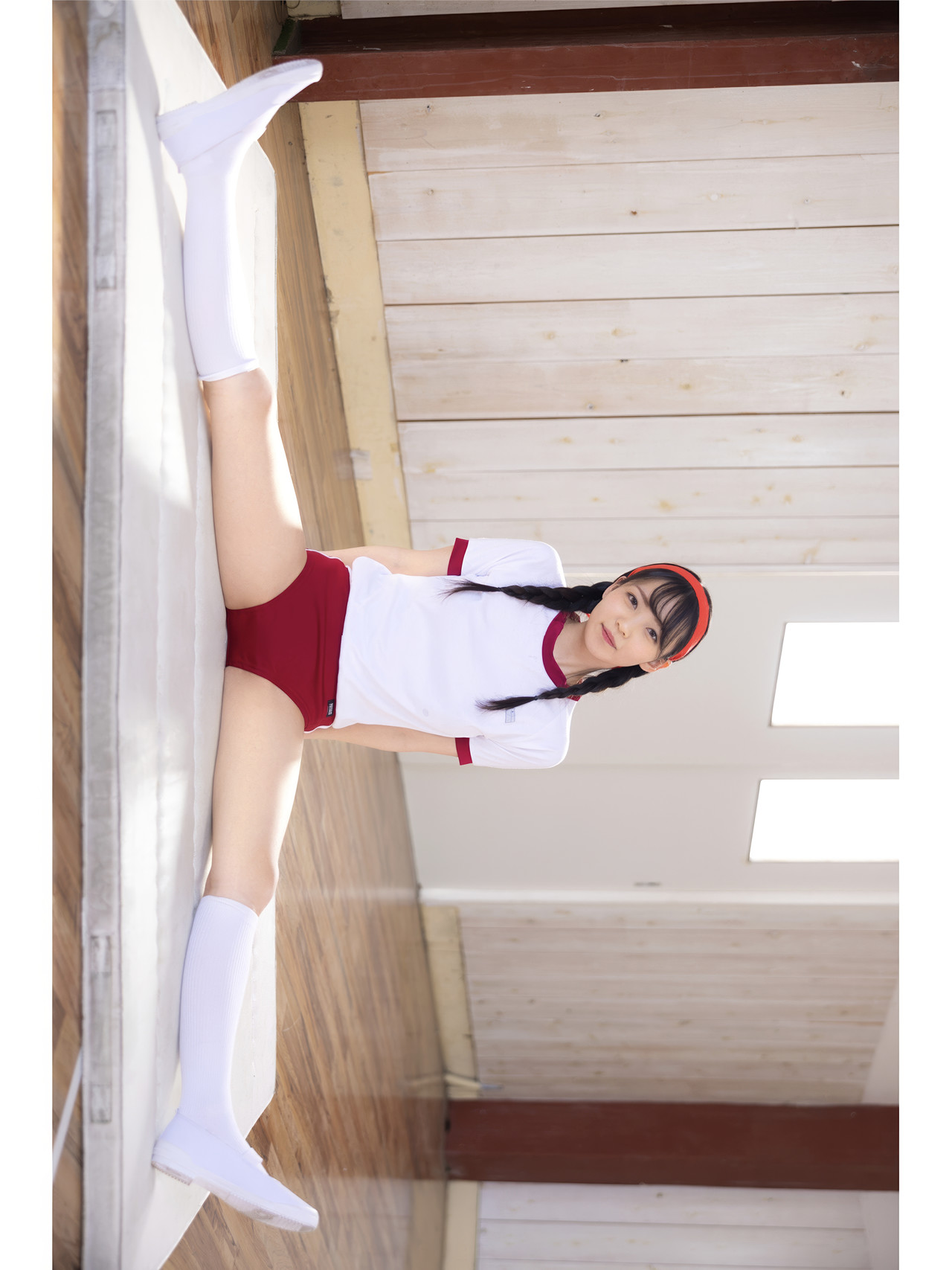 Meguri Minoshima 美ノ嶋めぐり, グラビア写真集 「青春#アオハル」 Set.03