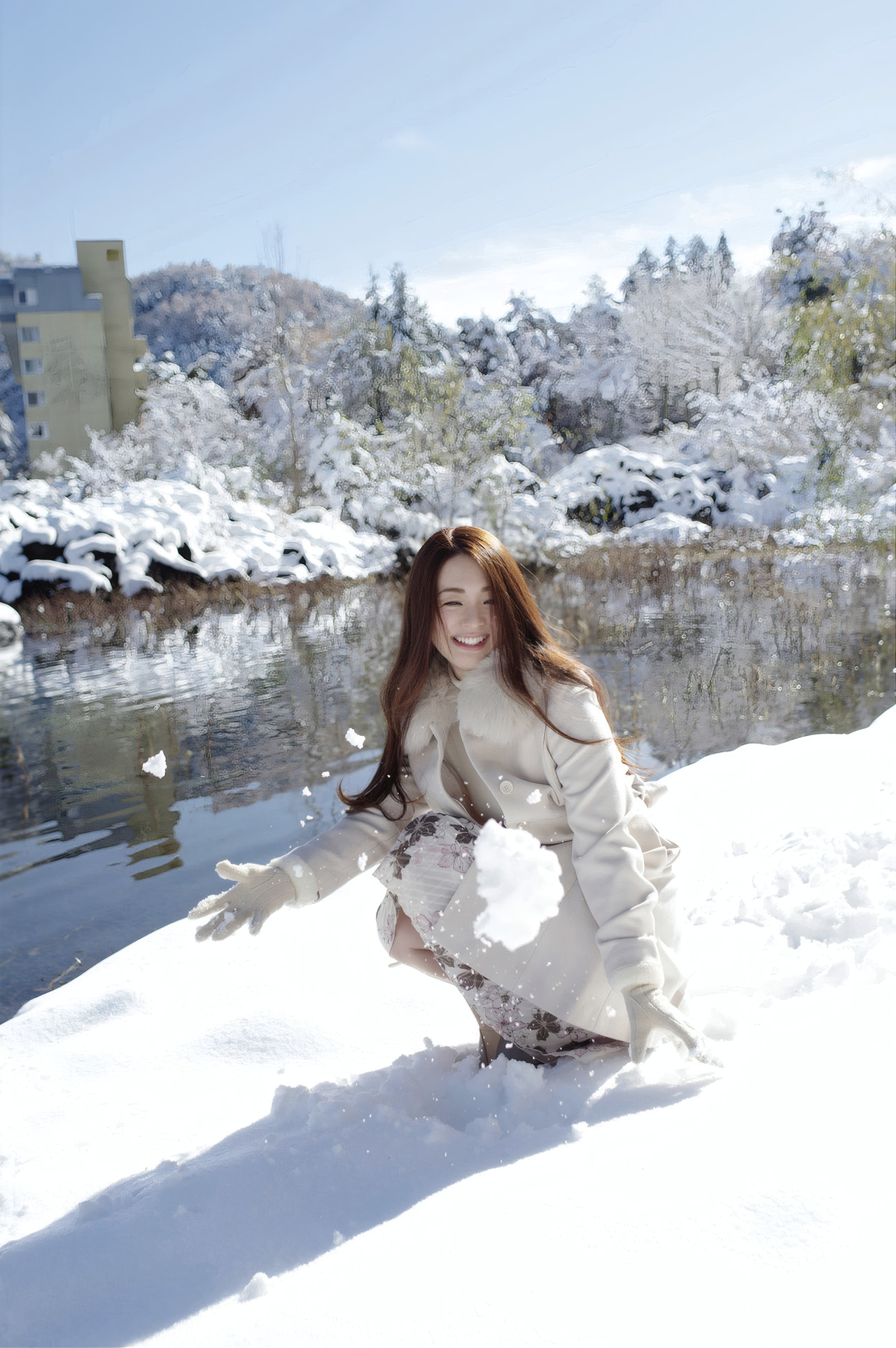 Shoko 祥子, 週刊現代デジタル写真集 謎の青春美女 「最期の旅」 Set.01