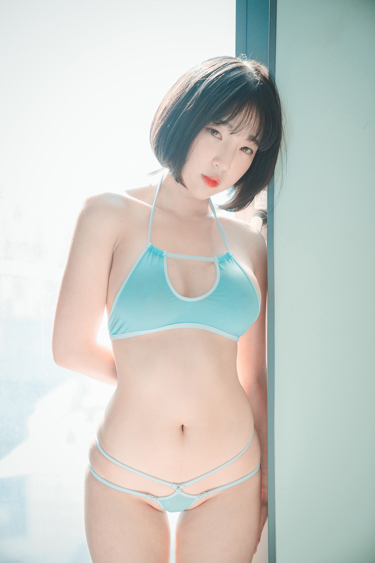 Kang Inkyung 강인경, DJAWA ‘Poolside’ Set.01