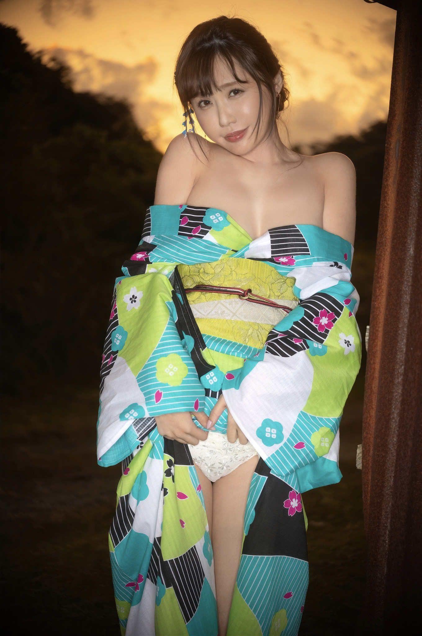Miyu Inamori 稲森美優, ヌード写真集 「優しさに包まれて」 Set.01