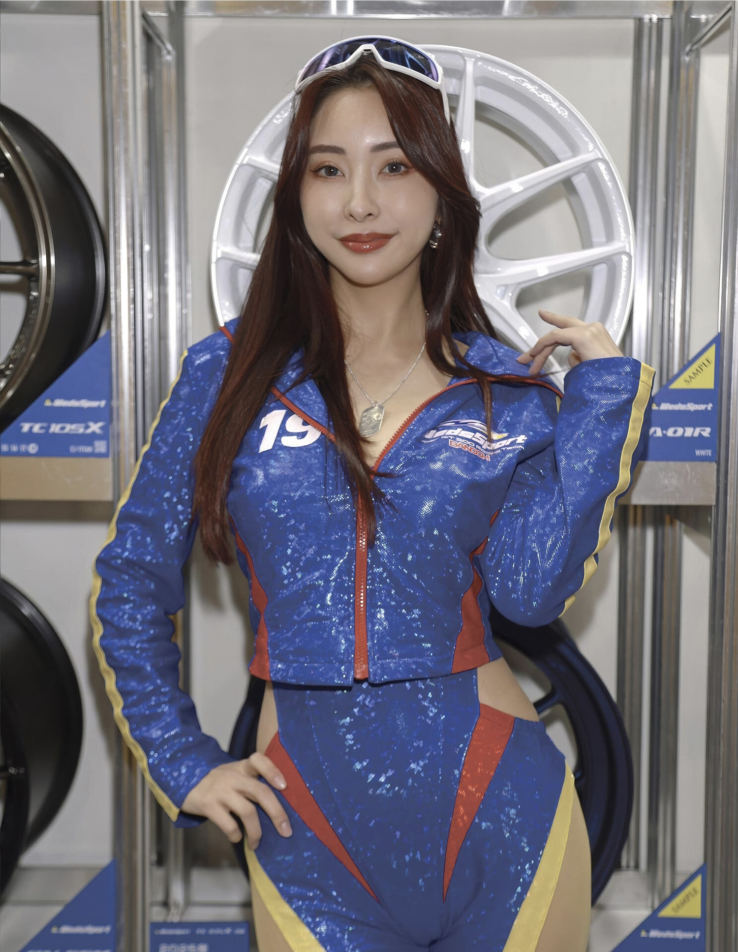 まばゆい美の共演! オートメッセのステージに降り立つ校花たち, エキサイティングマックス！ 2025年05月号