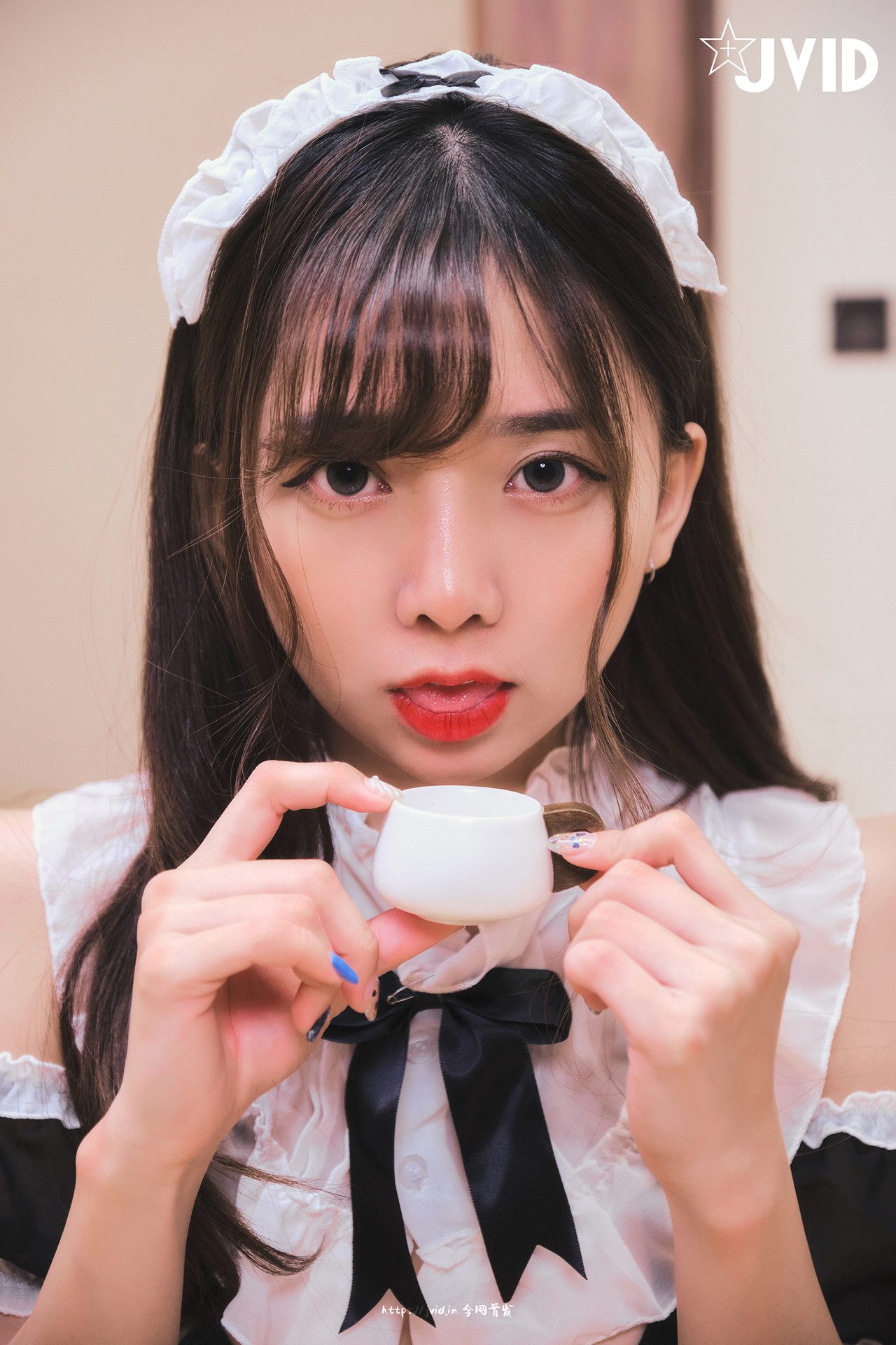 JVID ZAZA – 女佣服务-连欲望都蠢蠢欲动了 Set.01