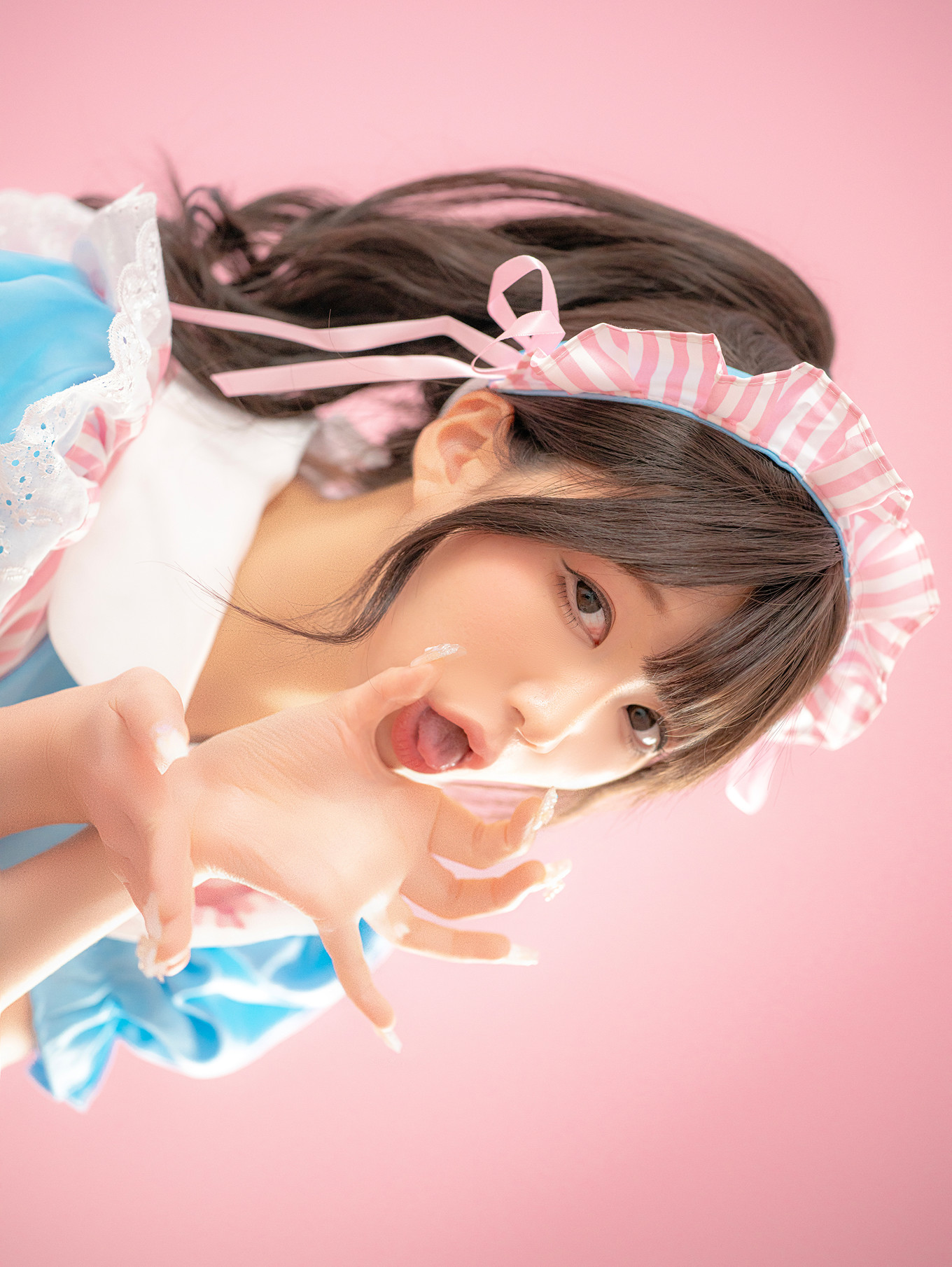Cosplay Nagisa魔物喵 – メイド喫茶 Set.01