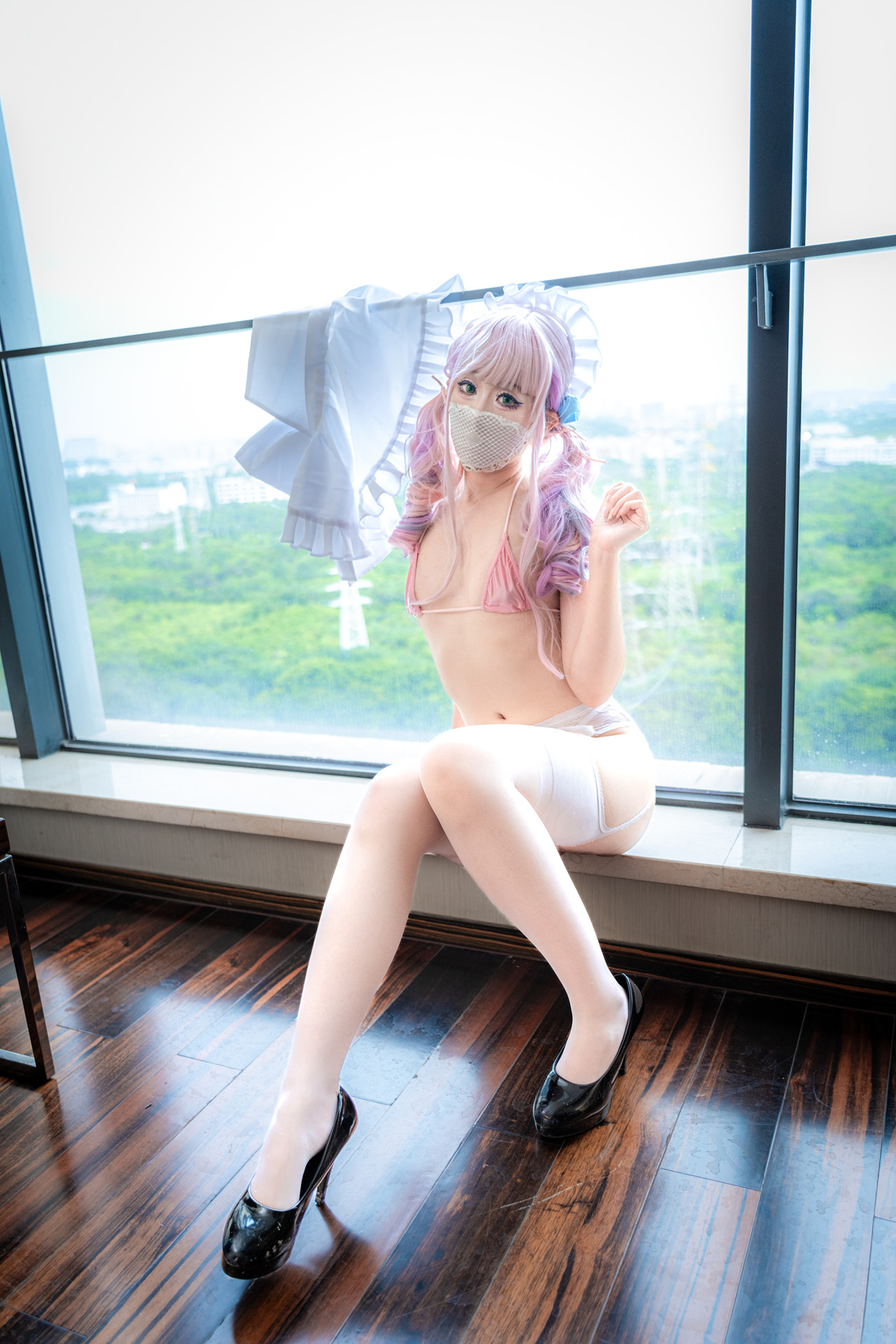 茶籽ccz, ヌード写真集 「D座女佣色色」 Set.01