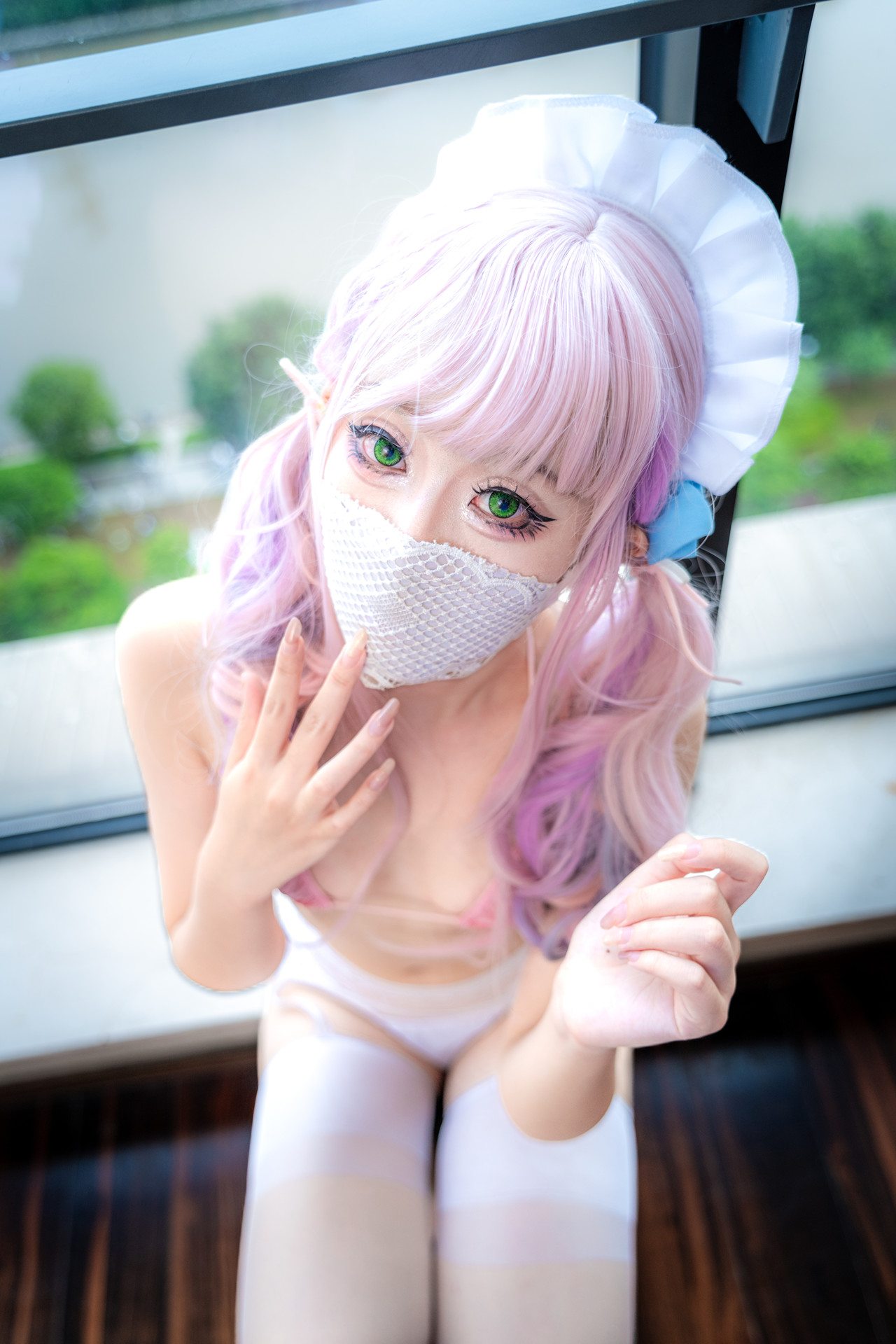 茶籽ccz, ヌード写真集 「D座女佣色色」 Set.01