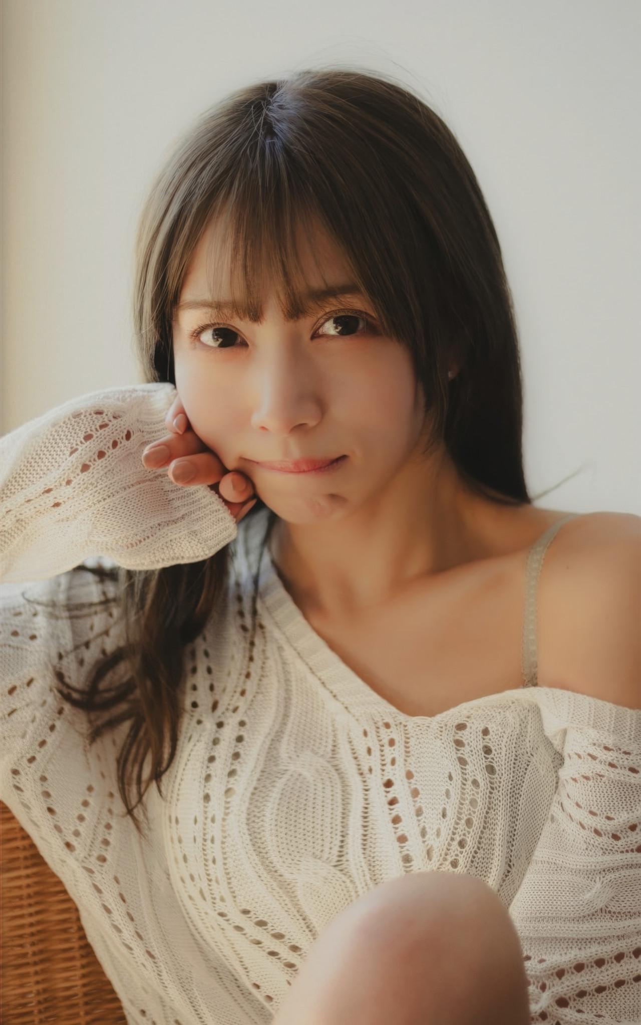 Rinne Momoshiro 百城凛音, 1st写真集 「Rinon. -Digital Edition-」 Set.02
