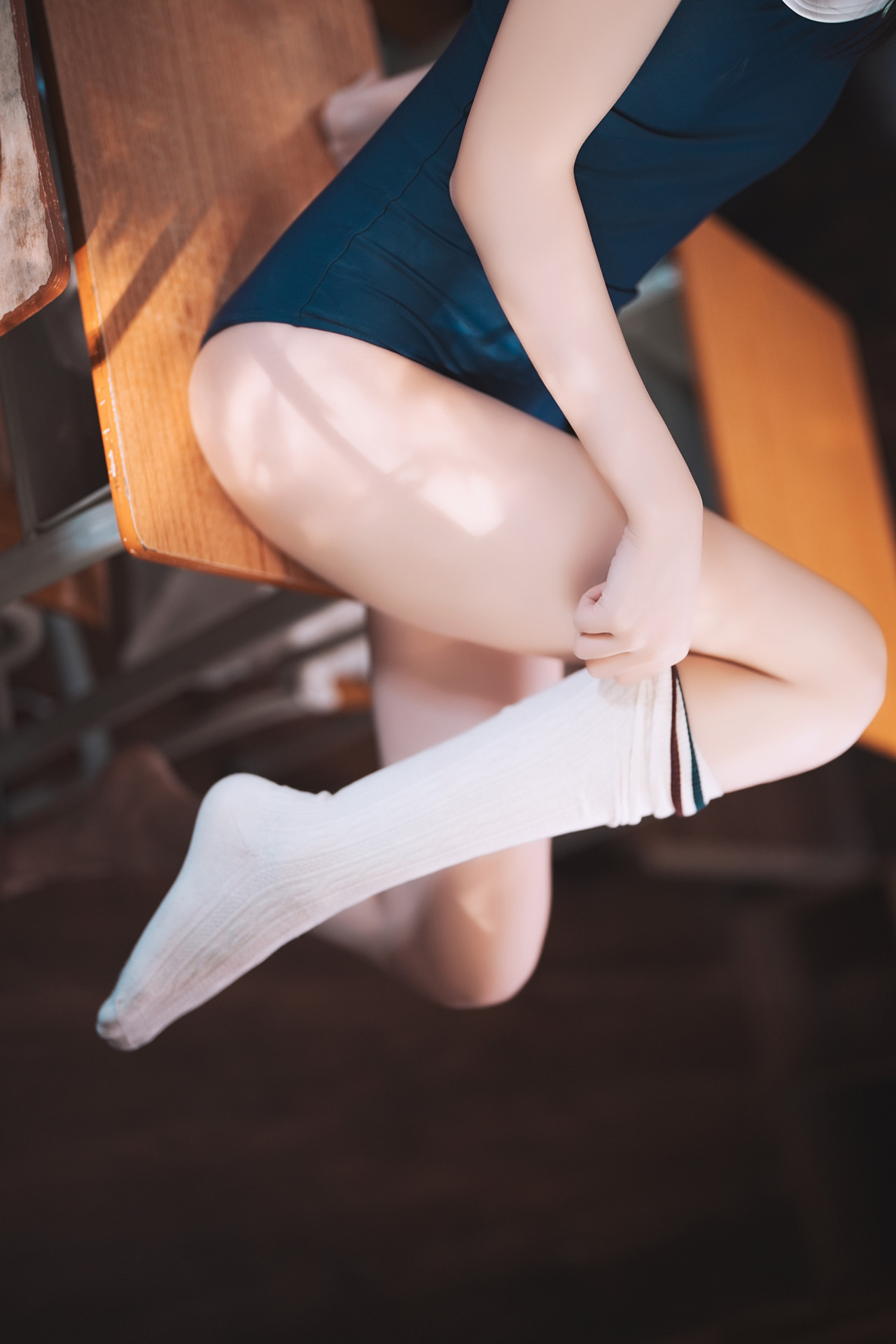 Cosplay 桜桃喵 – 教室死库水