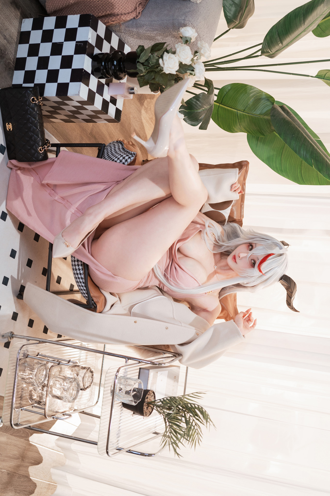 Cosplay Rioko凉凉子 – 碧蓝航线 埃吉尔卧室版