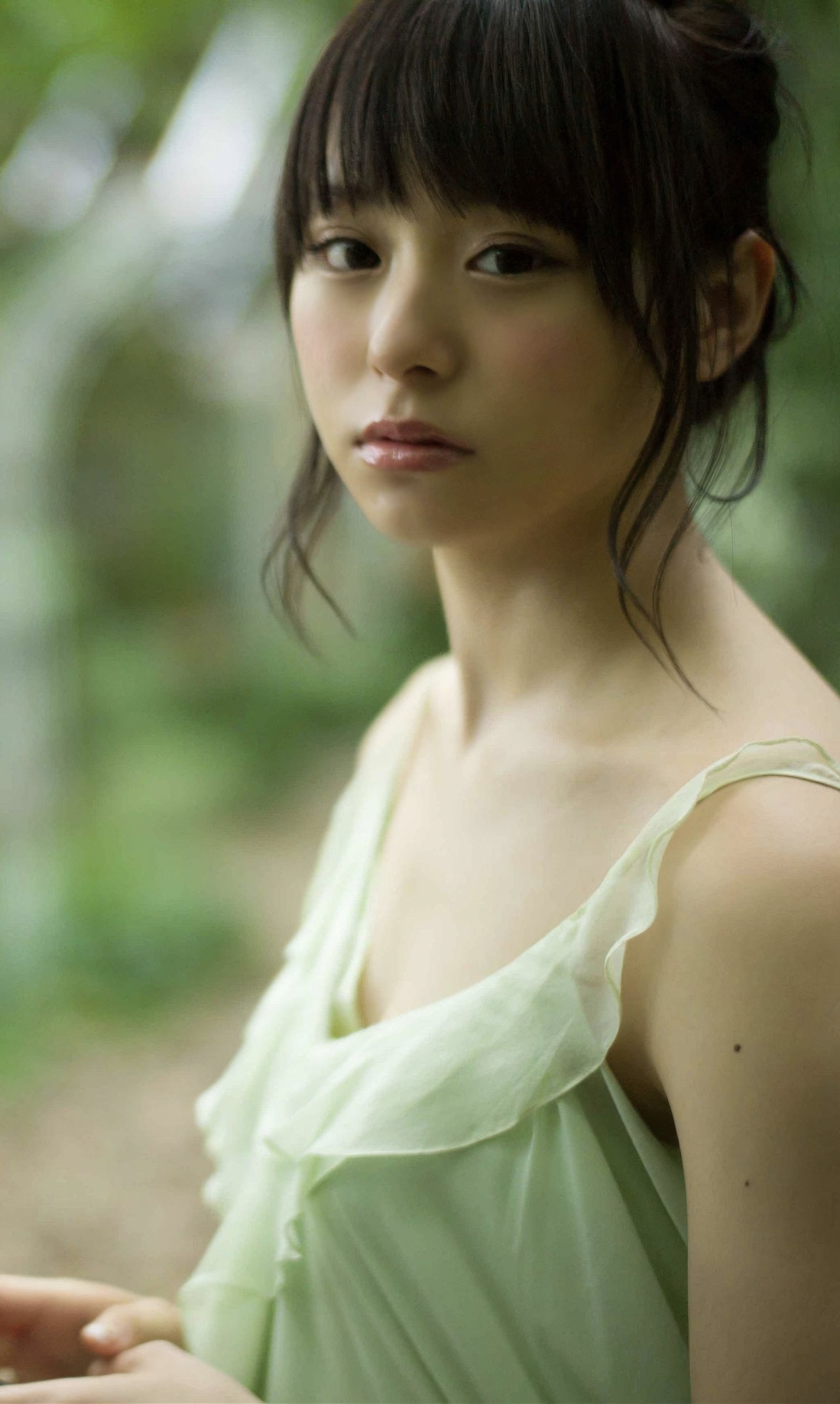 Rena Sato 佐藤麗奈, 週プレ Photo Book 「不思議の国のさとれな」 Set.04