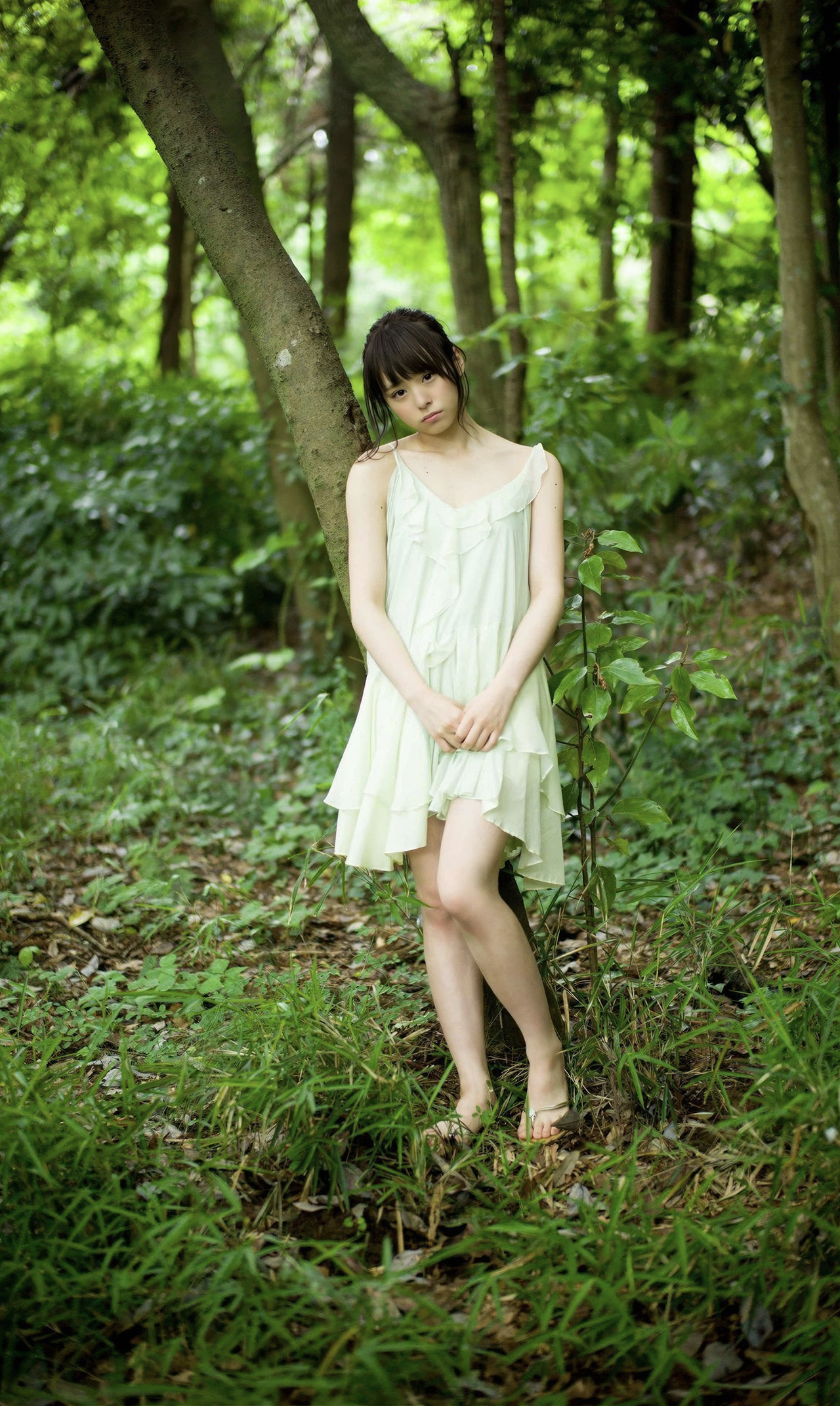 Rena Sato 佐藤麗奈, 週プレ Photo Book 「不思議の国のさとれな」 Set.04