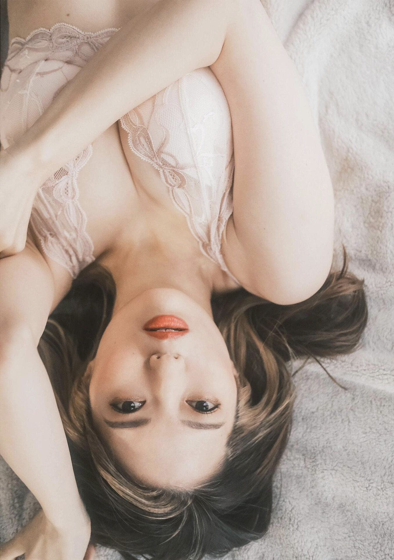 Misa Honma 本間ミサ, 写真集 「ニューヒロイン」 Set.01