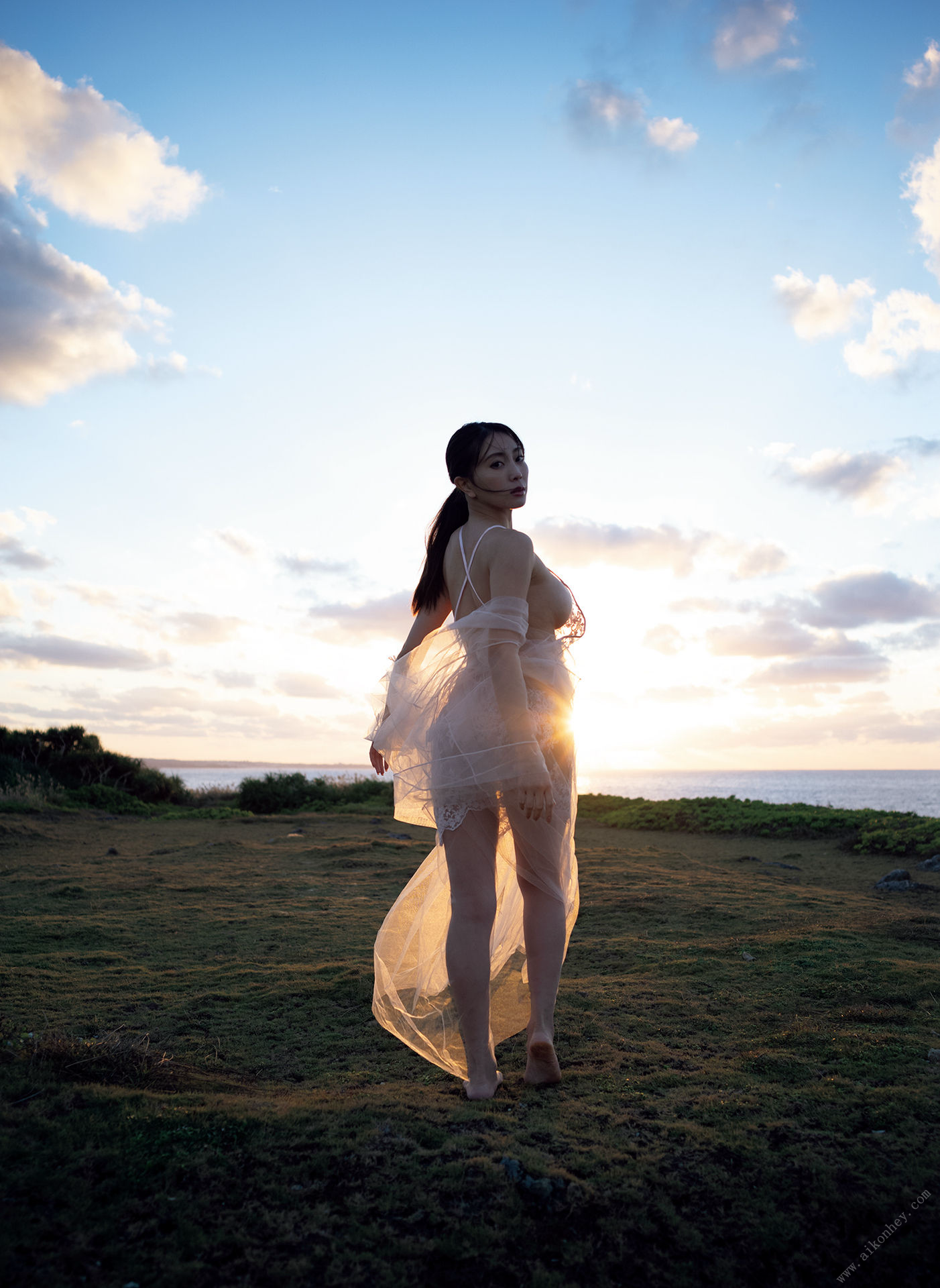 Tomomi Morisaki 森咲智美, 写真集 「Nectar」 Set.03