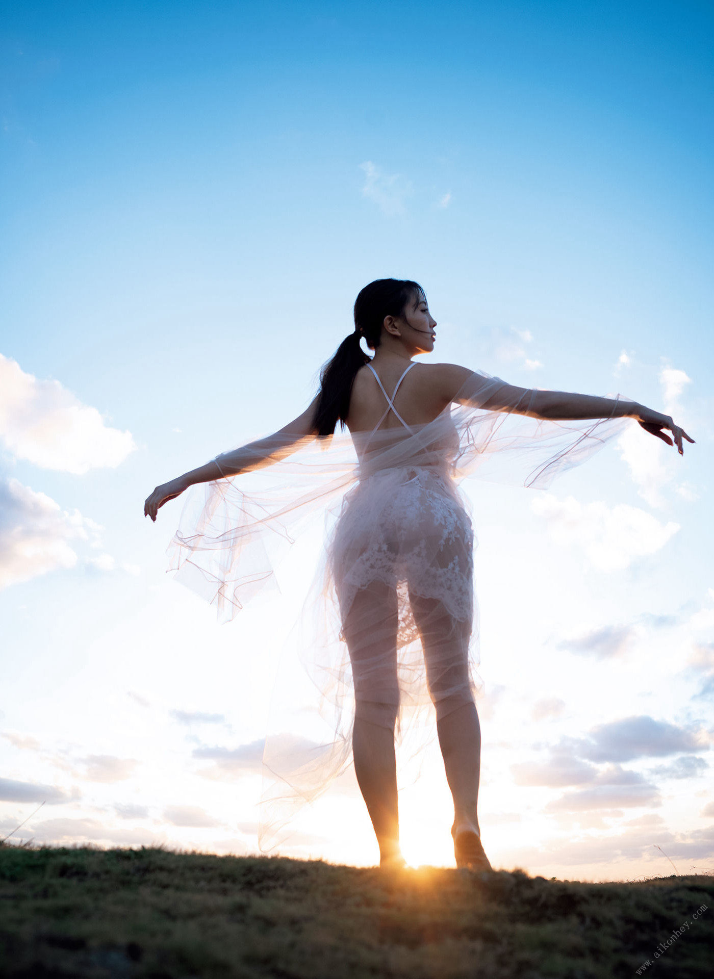 Tomomi Morisaki 森咲智美, 写真集 「Nectar」 Set.03