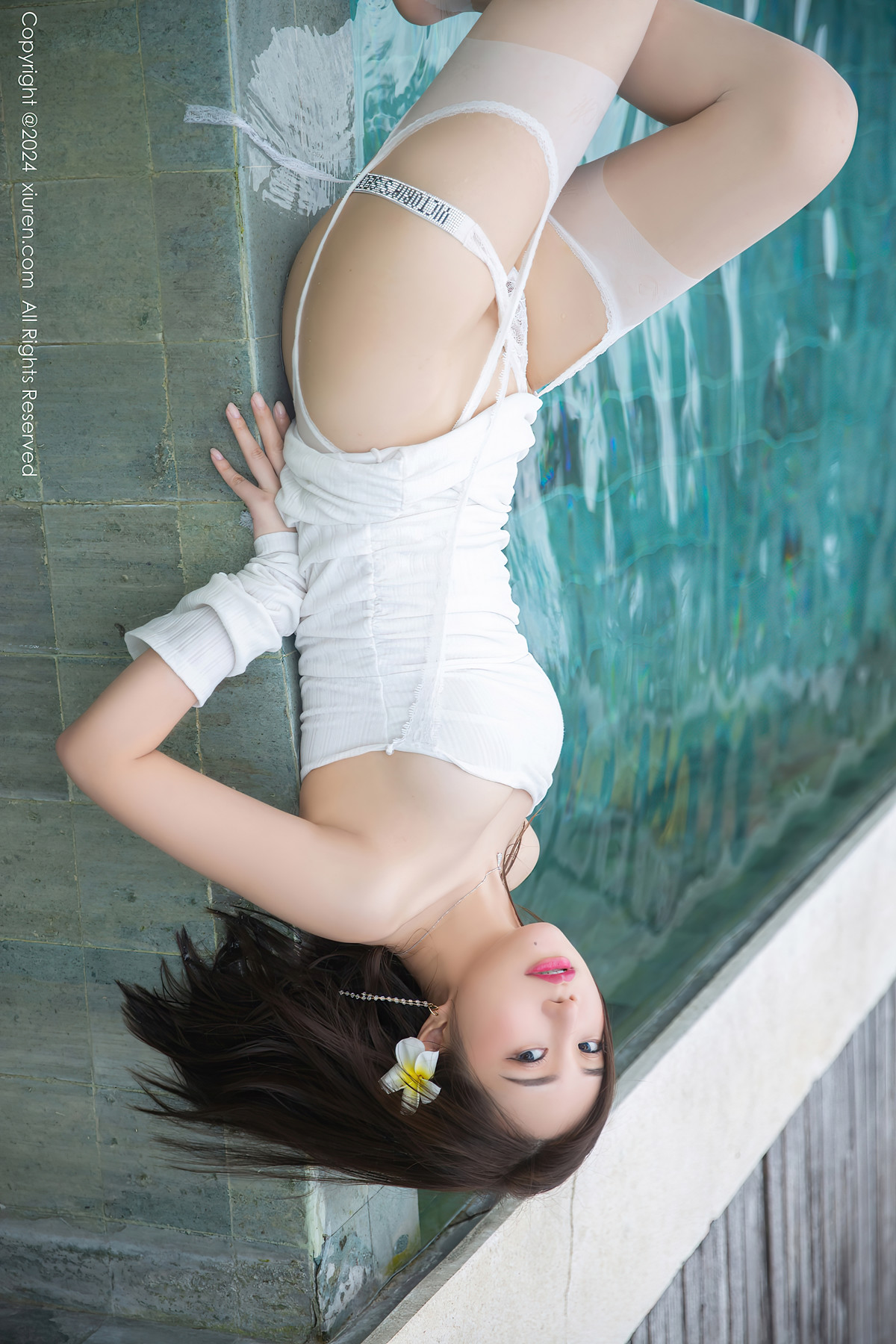 XiuRen秀人网 No.8522 绮里嘉ula