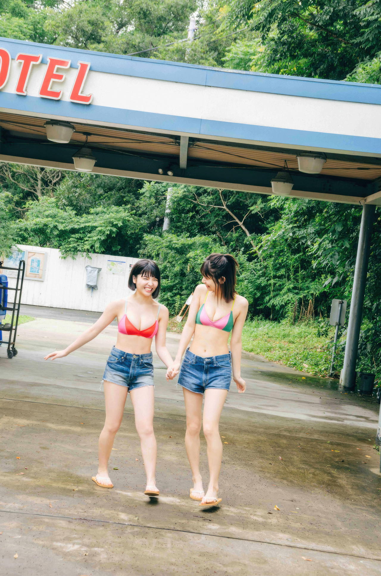 Nemoto Nagi 根本凪, Rin Kaname 鹿目凛, from でんぱ組.inc 写真集 ねもぺろ 「萌えキュン」 だけじゃありません。 Set.03