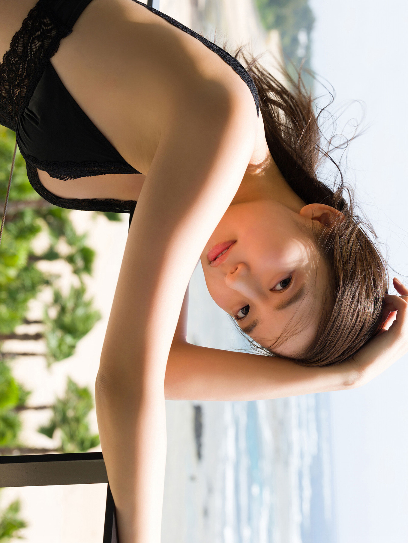 Nene Shida 志田音々, ファースト写真集アナザーバージョン 『nene-まるっとりっぷ-』 Set.04