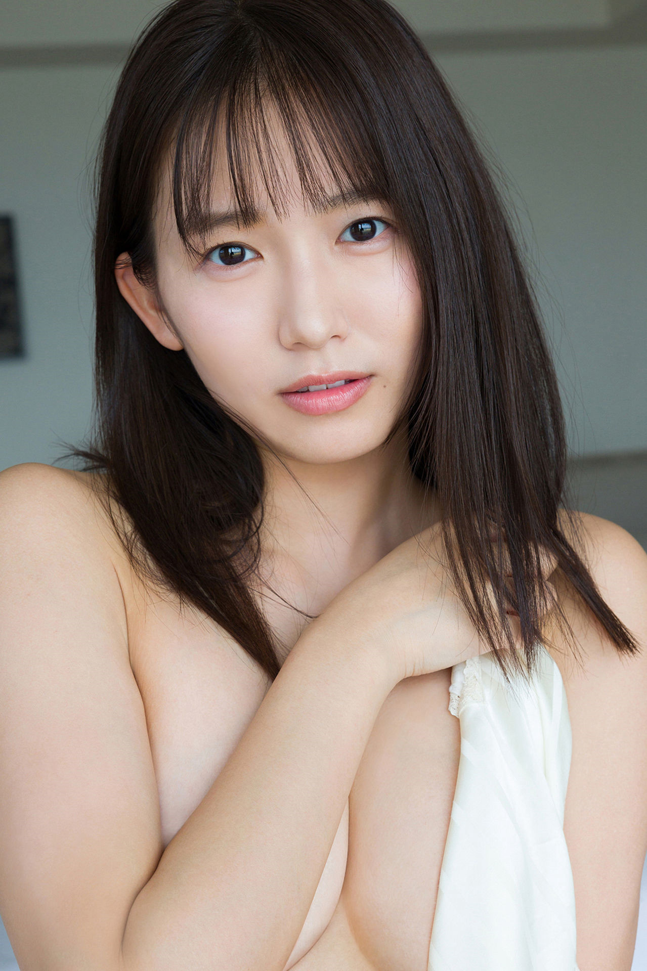 Nene Shida 志田音々, ファースト写真集アナザーバージョン 『nene-まるっとりっぷ-』 Set.04