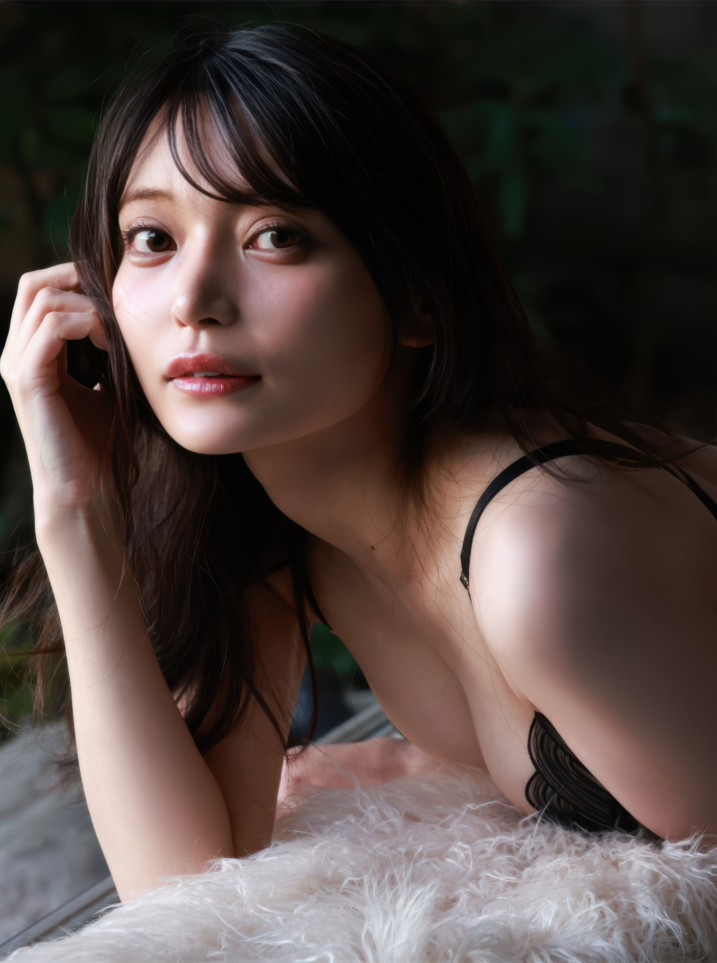 Sayaka Nitori 似鳥沙也加, 旬撮ガール Vol.4 振り向けばインスタ女王