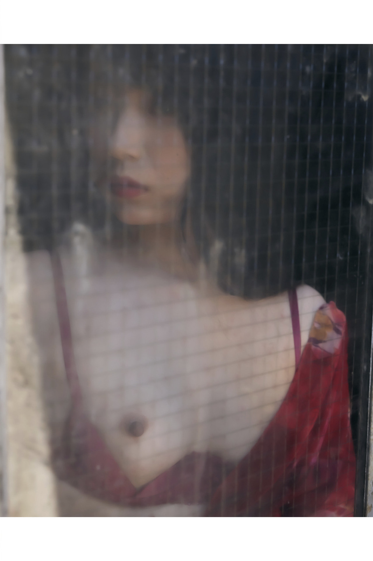 Mihina Nagai みひな, ヌード写真集 「雛~あの夏、儚げで可憐な君と~」 Set.04