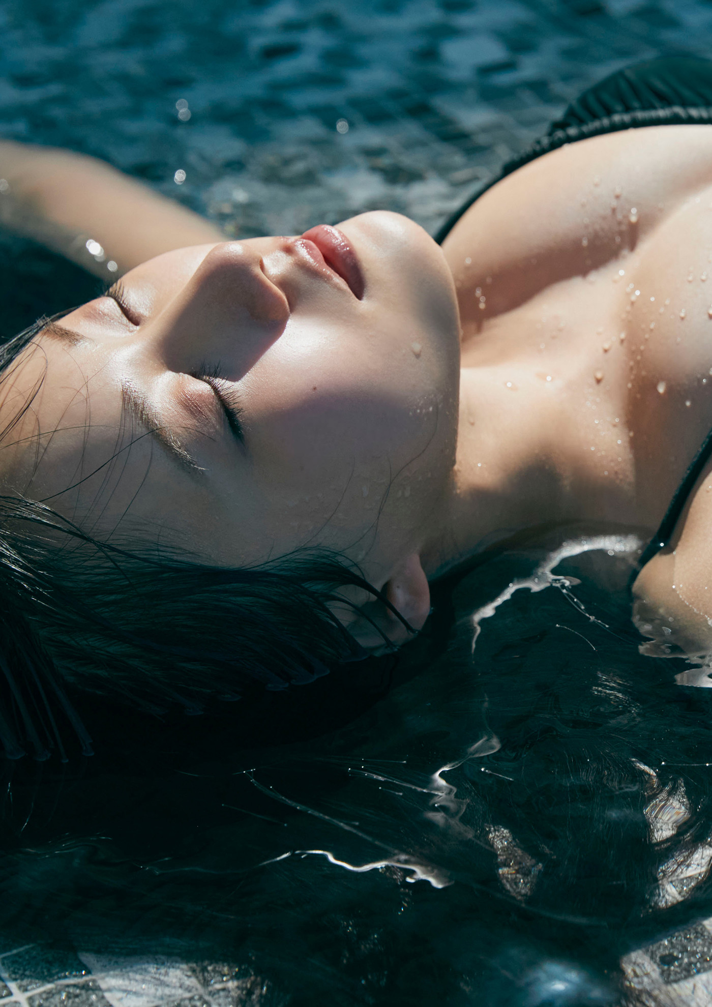 Sumire Yokono 横野すみれ, 週プレ Photo Book 「続・No One」 Set.01