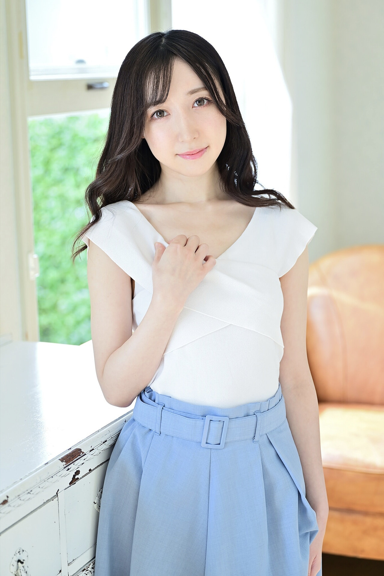 Kyoka Yasuhara 泰原京香, 写真集 「外資系美人OL」 Set.01