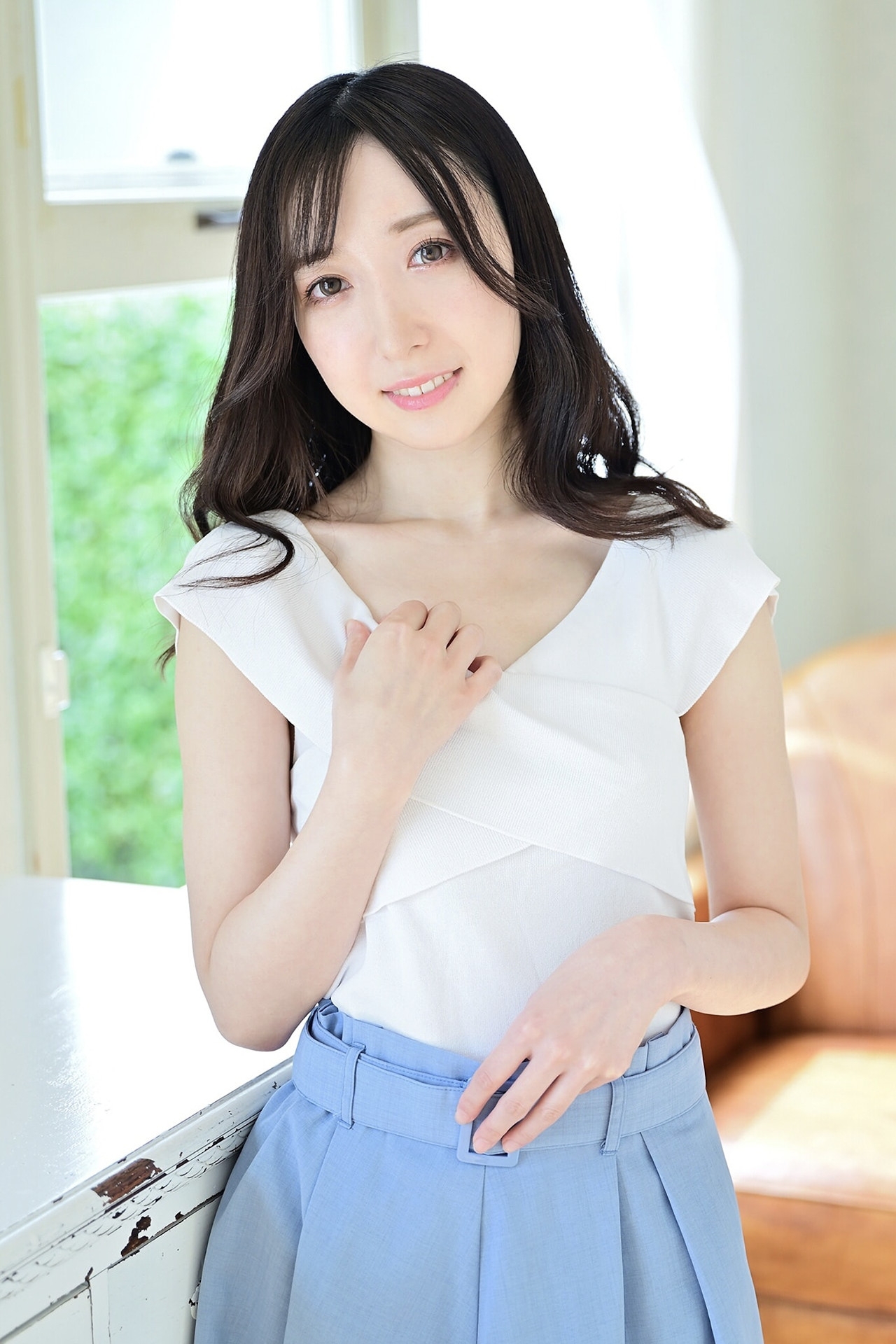 Kyoka Yasuhara 泰原京香, 写真集 「外資系美人OL」 Set.01