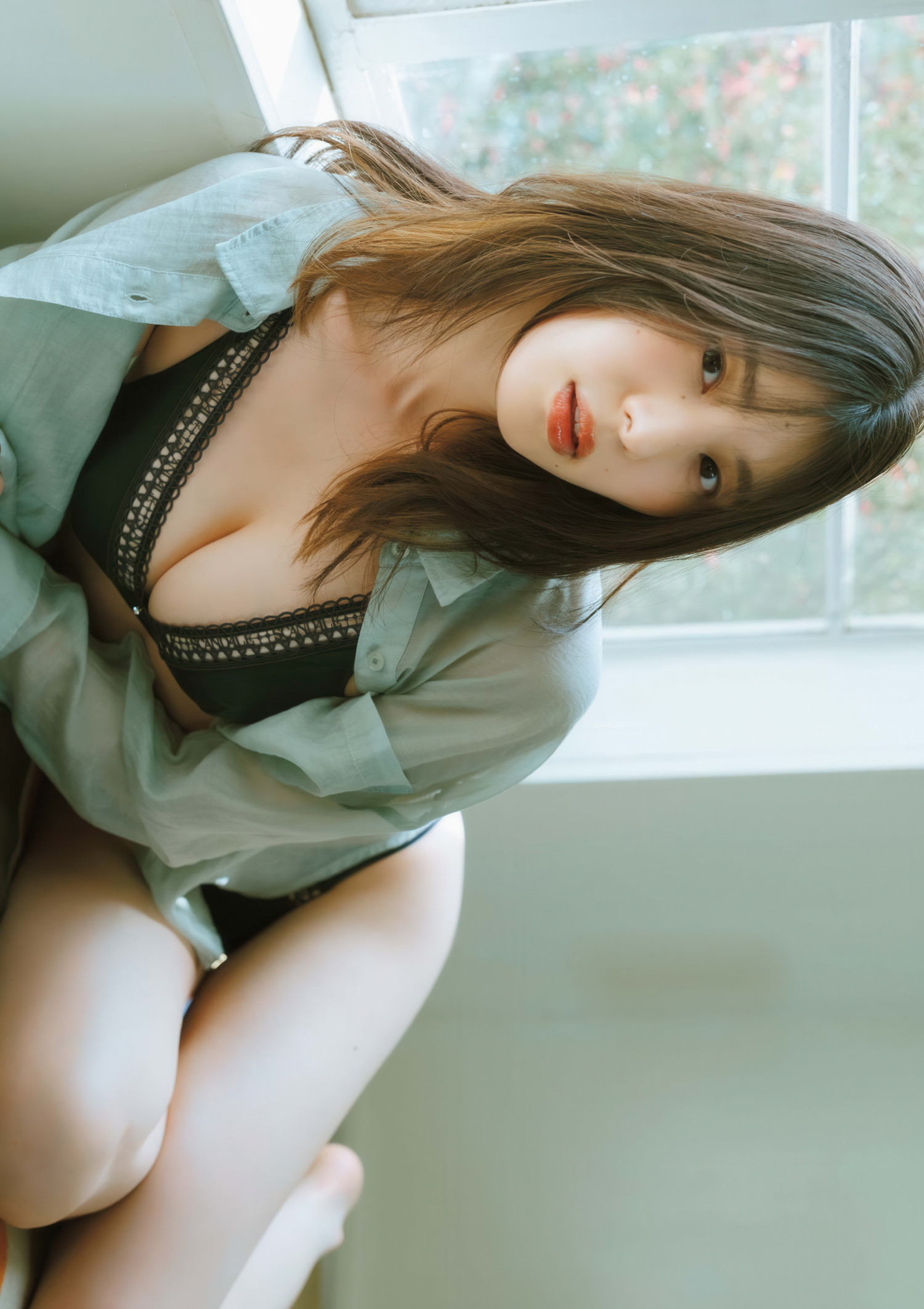 Iori Sagara 相楽伊織, Big Comic Spirits 2025 No.32 (ビッグコミックスピリッツ 2025年32号)