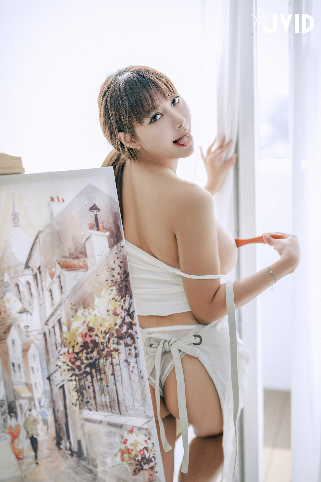 JVID Lele 乐乐 – 热爱榨精的漫画家-艺术家-生日限定尺度 Set.01