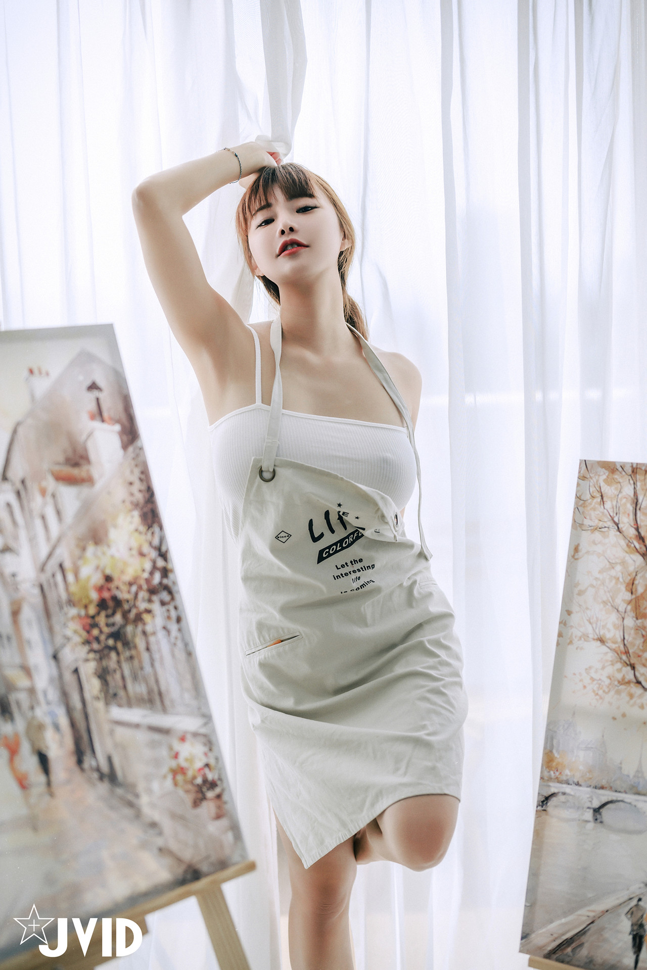 JVID Lele 乐乐 – 热爱榨精的漫画家-艺术家-生日限定尺度 Set.01