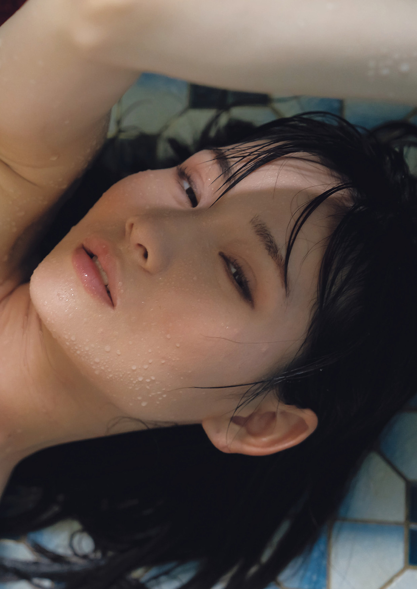 Ria Yamate 山手梨愛, 写真集 『material』 増ページ デジタル特装版 Set.02