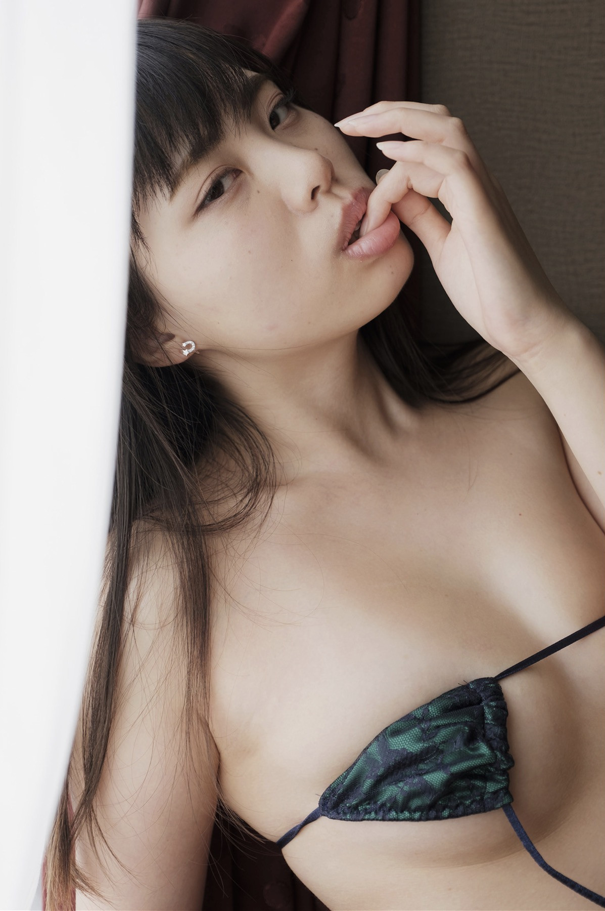 SenaAmane 天音汐那, Evolved Gravure 写真集 『クチビルに触れて vol.4』 Set.01