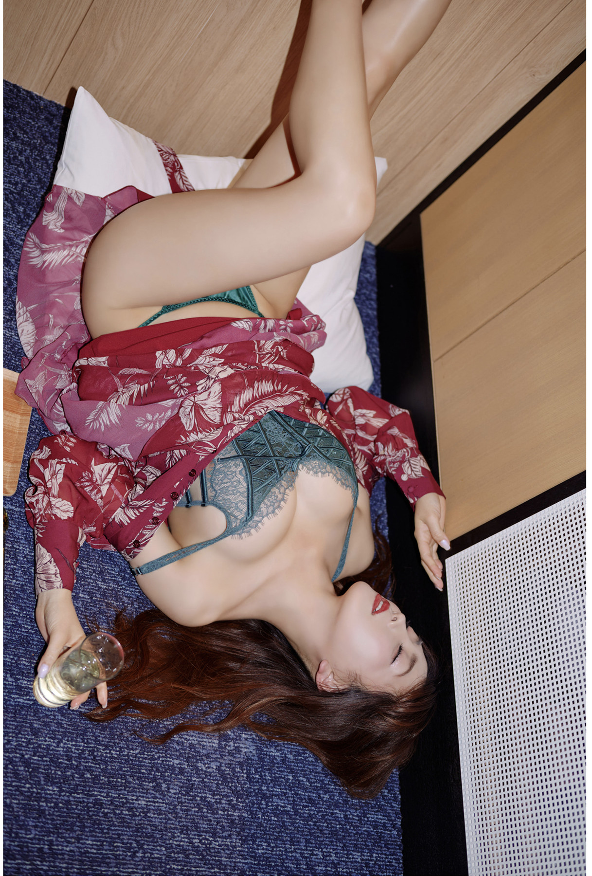Tomomi Morisaki 森咲智美, 週刊ポストデジタル写真集 『500万人のおっぱい』 Set.02