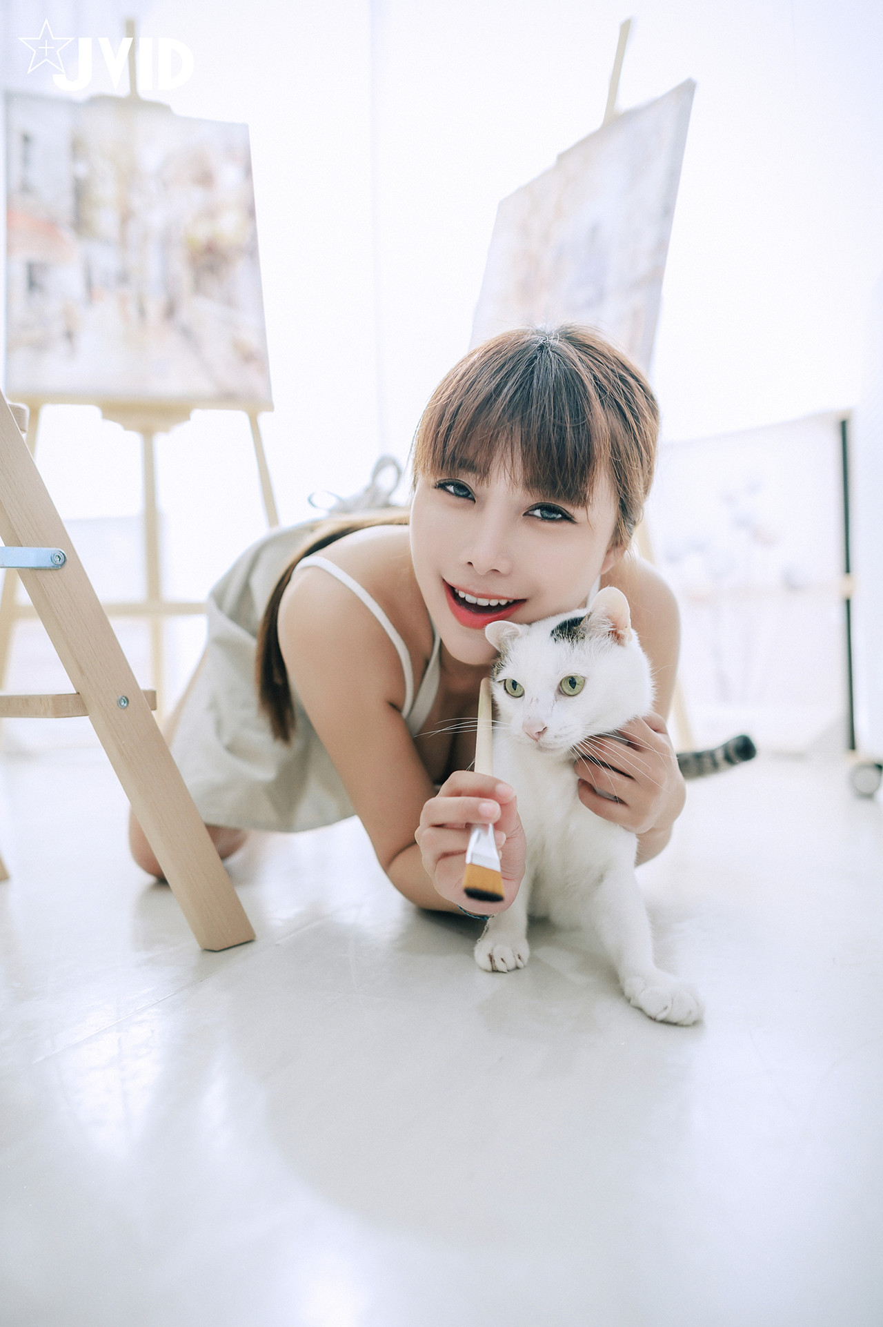 JVID Lele 乐乐 – 热爱榨精的漫画家-艺术家-生日限定尺度 Set.02
