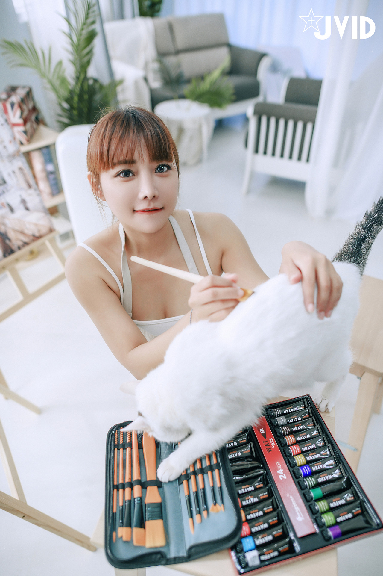 JVID Lele 乐乐 – 热爱榨精的漫画家-艺术家-生日限定尺度 Set.02