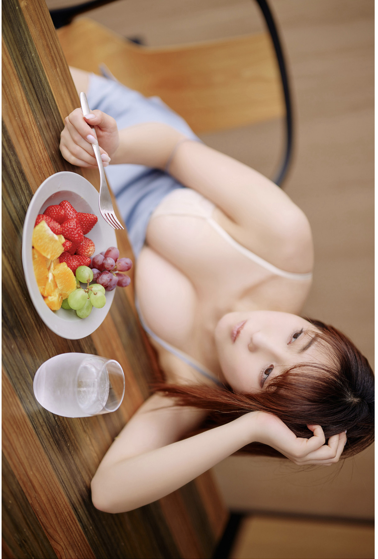 Tomomi Morisaki 森咲智美, 週刊ポストデジタル写真集 『500万人のおっぱい』 Set.04