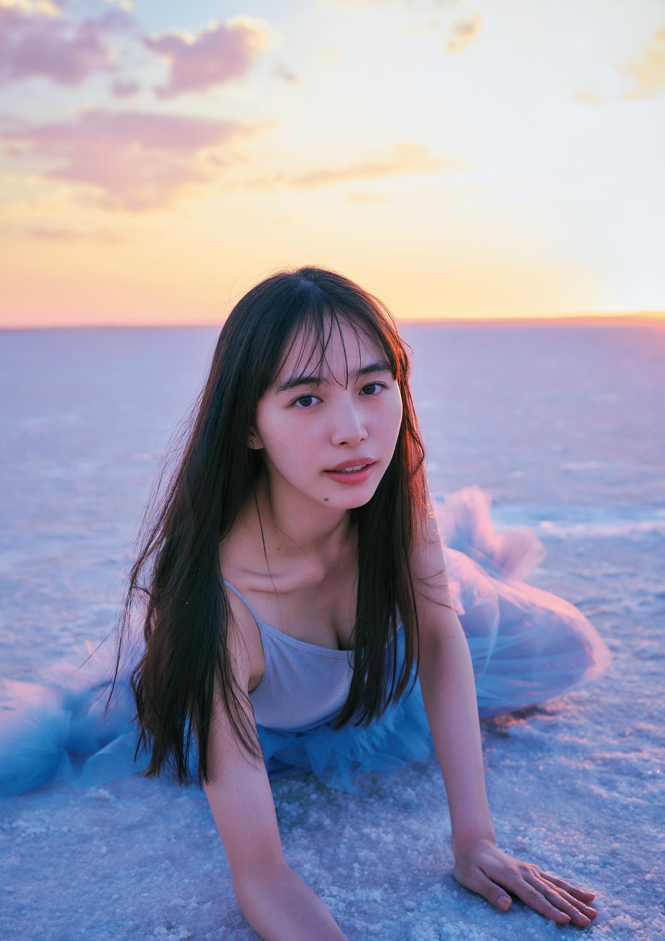 Hiroe Igeta 井桁弘恵, 写真集 「つかのま」 Set.01
