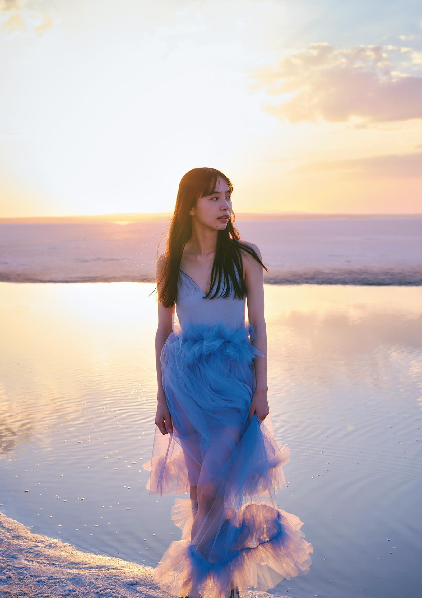 Hiroe Igeta 井桁弘恵, 写真集 「つかのま」 Set.01