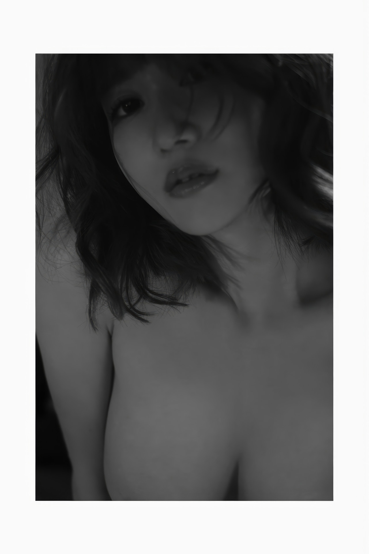 Riho Fujimori 藤森里穂, グラビア写真集 Eden Another Cut Version.01