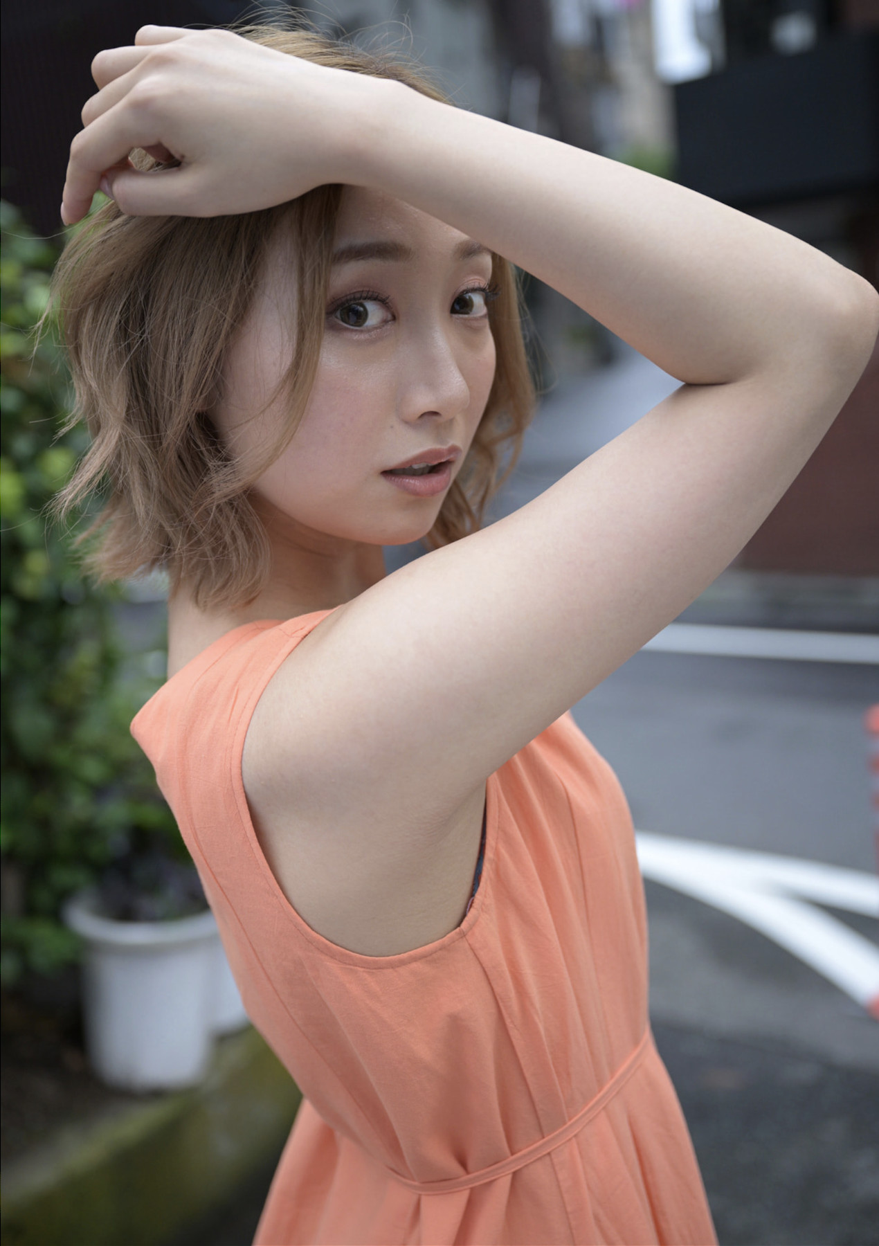 Anna Kami 加美杏奈, 週刊現代デジタル写真集 「隣の部屋の美脚お姉さん プレミアムヌードシリーズ」 Set.01