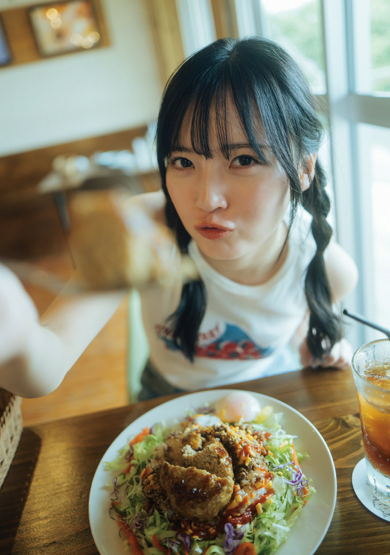Yura Yura 由良ゆら, ファースト写真集 『ゆらドキッ!』 Set.01