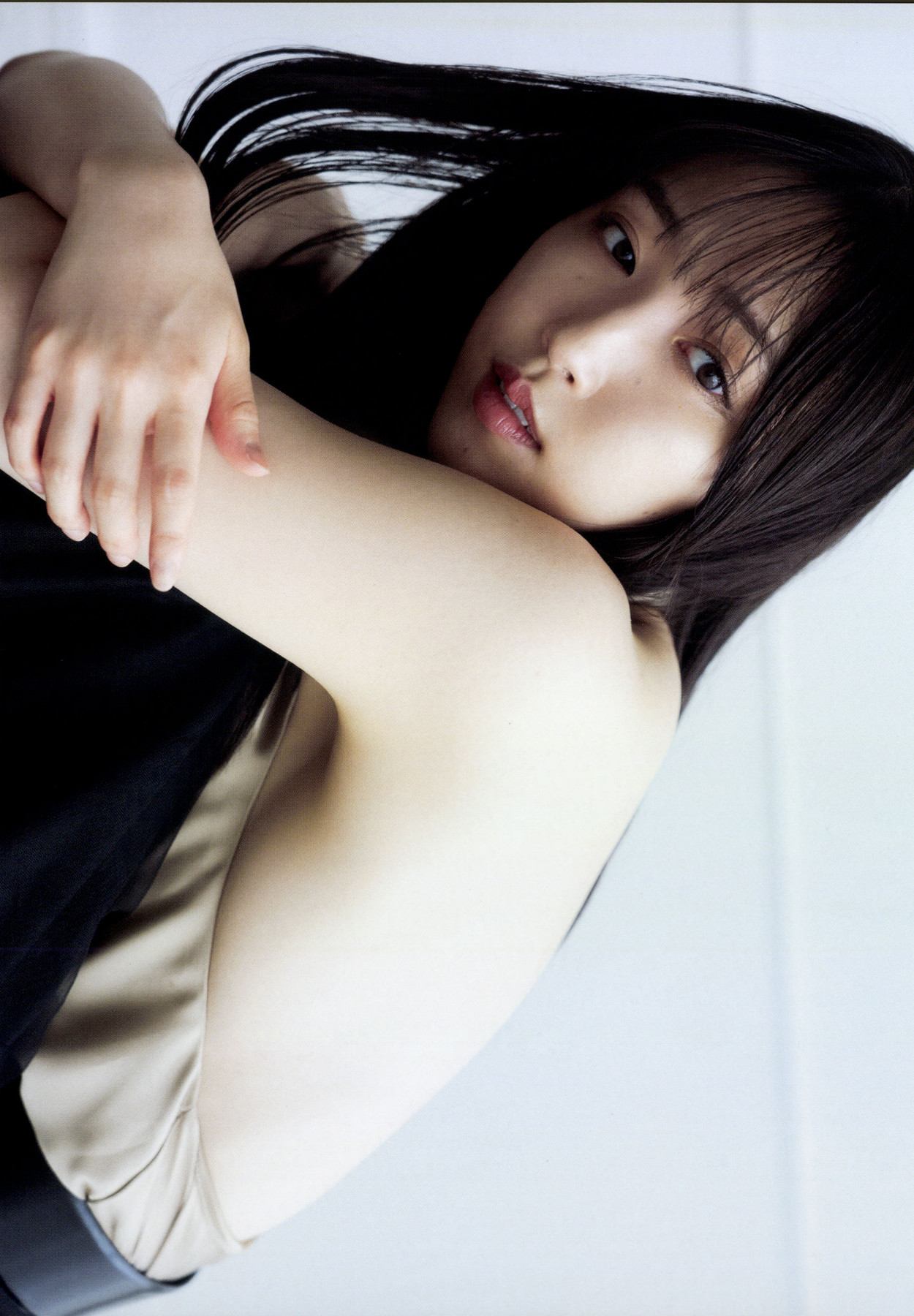 Mizuki Fukumura 譜久村聖, 写真集 「Last Scene」 Set.01