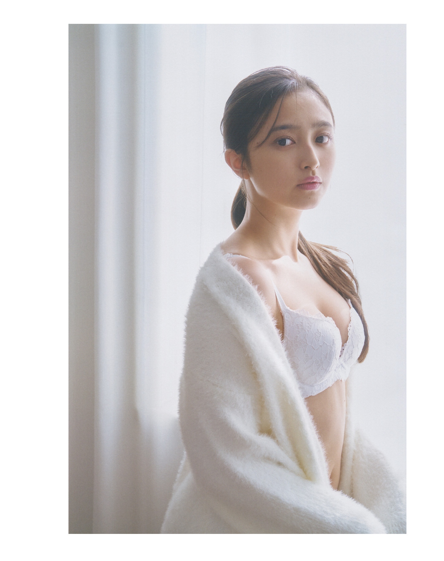 Nagi Inoue 井上和, 1st写真集 ～モノローグ～ Set.01