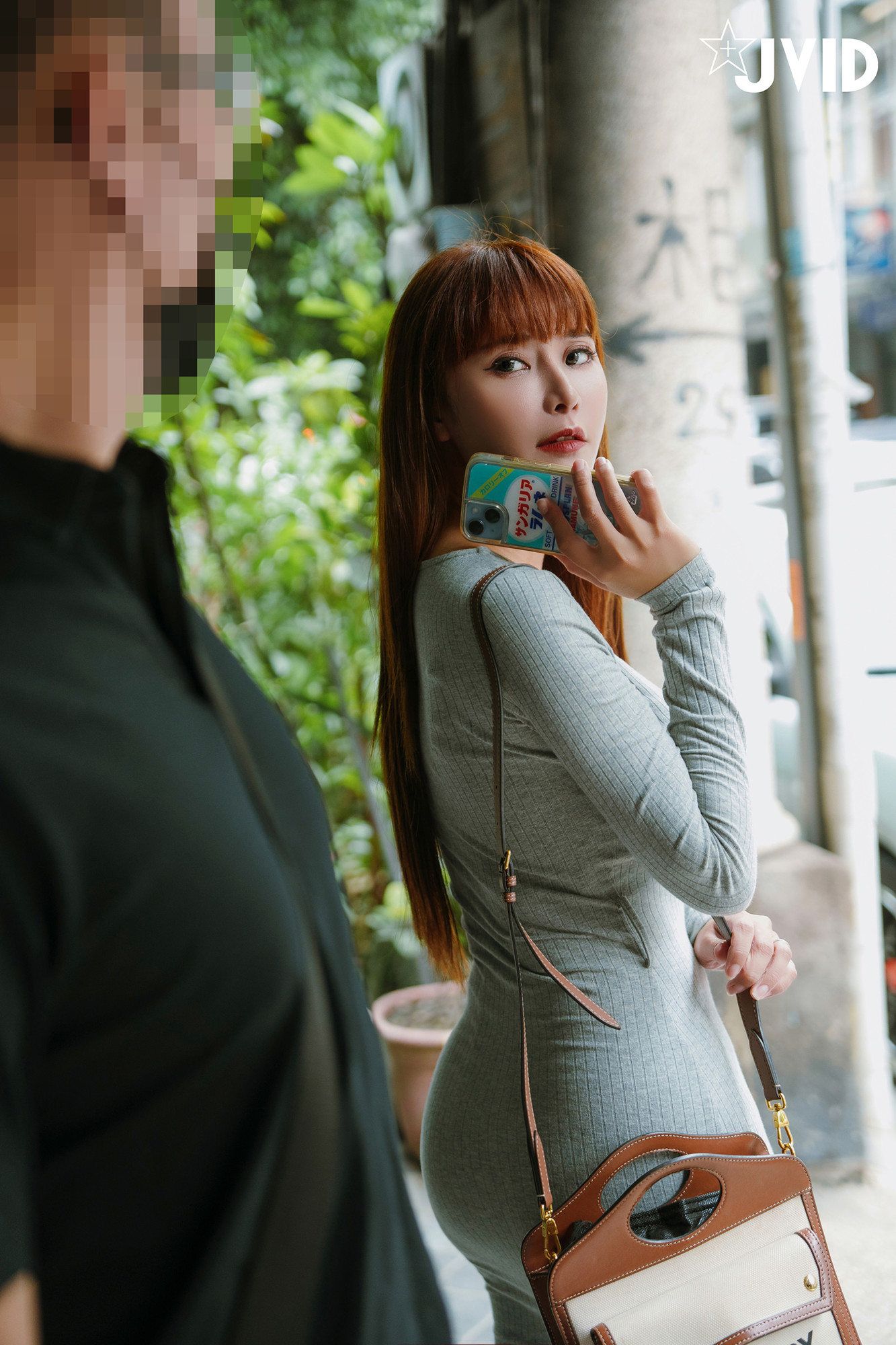 JVID 乐乐 – 部下之妻-NTR剧情-在下属面前强奸他老婆 Set.01