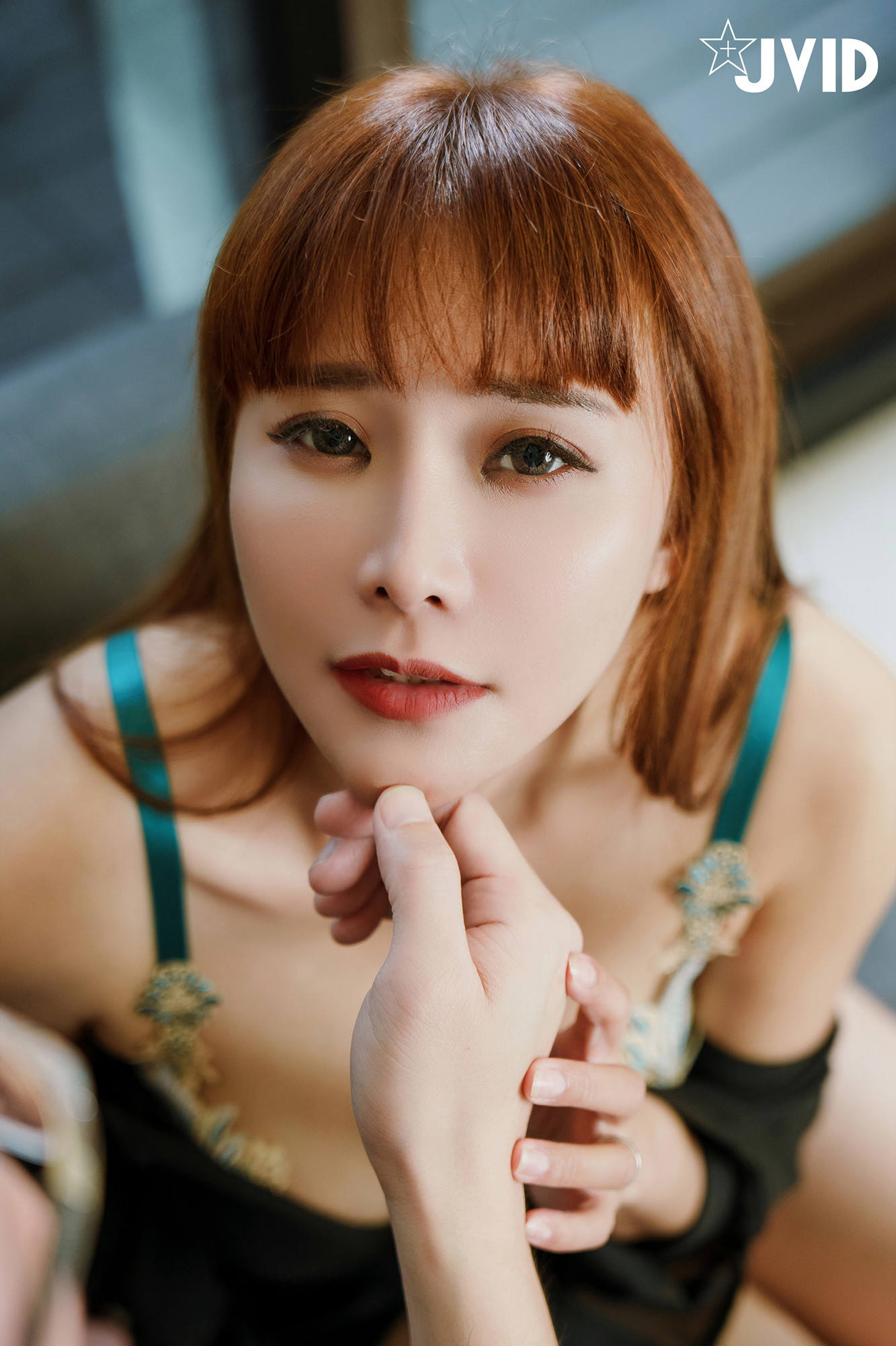 JVID 乐乐 – 部下之妻-NTR剧情-在下属面前强奸他老婆 Set.01