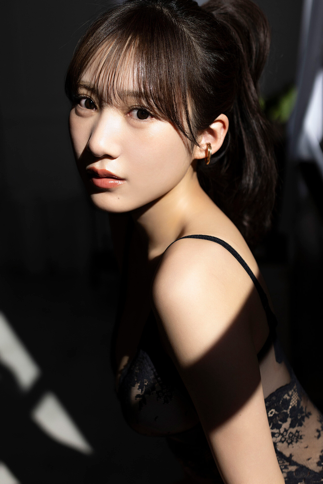Sumire Yokono 横野すみれ, FLASHデジタル写真集 「どこ見てるの?」 Set.04