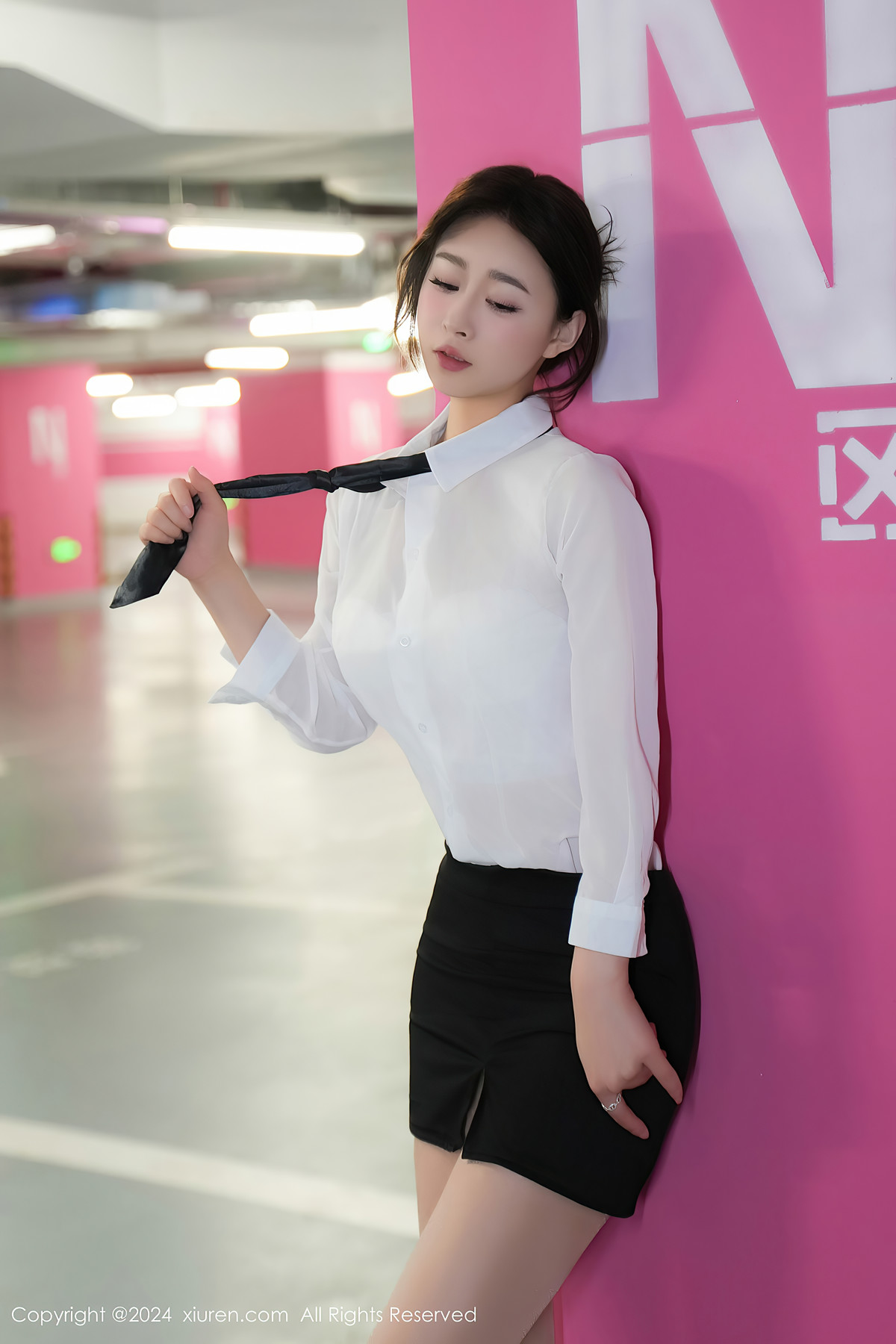 XiuRen秀人网 No.8613 软糖爱喝奶Ruantangaihenai